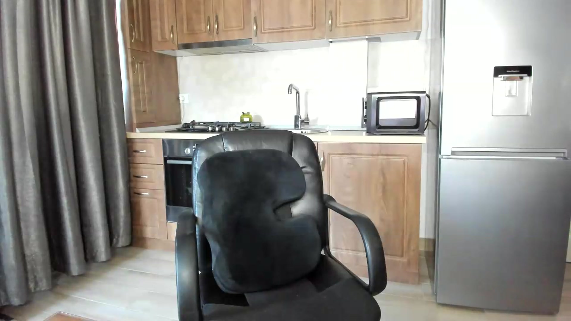 Gallery image thumbnail from VanyaMavren's myfreecams stream on, 09/08/2026, 05:17 image 15 of 20
