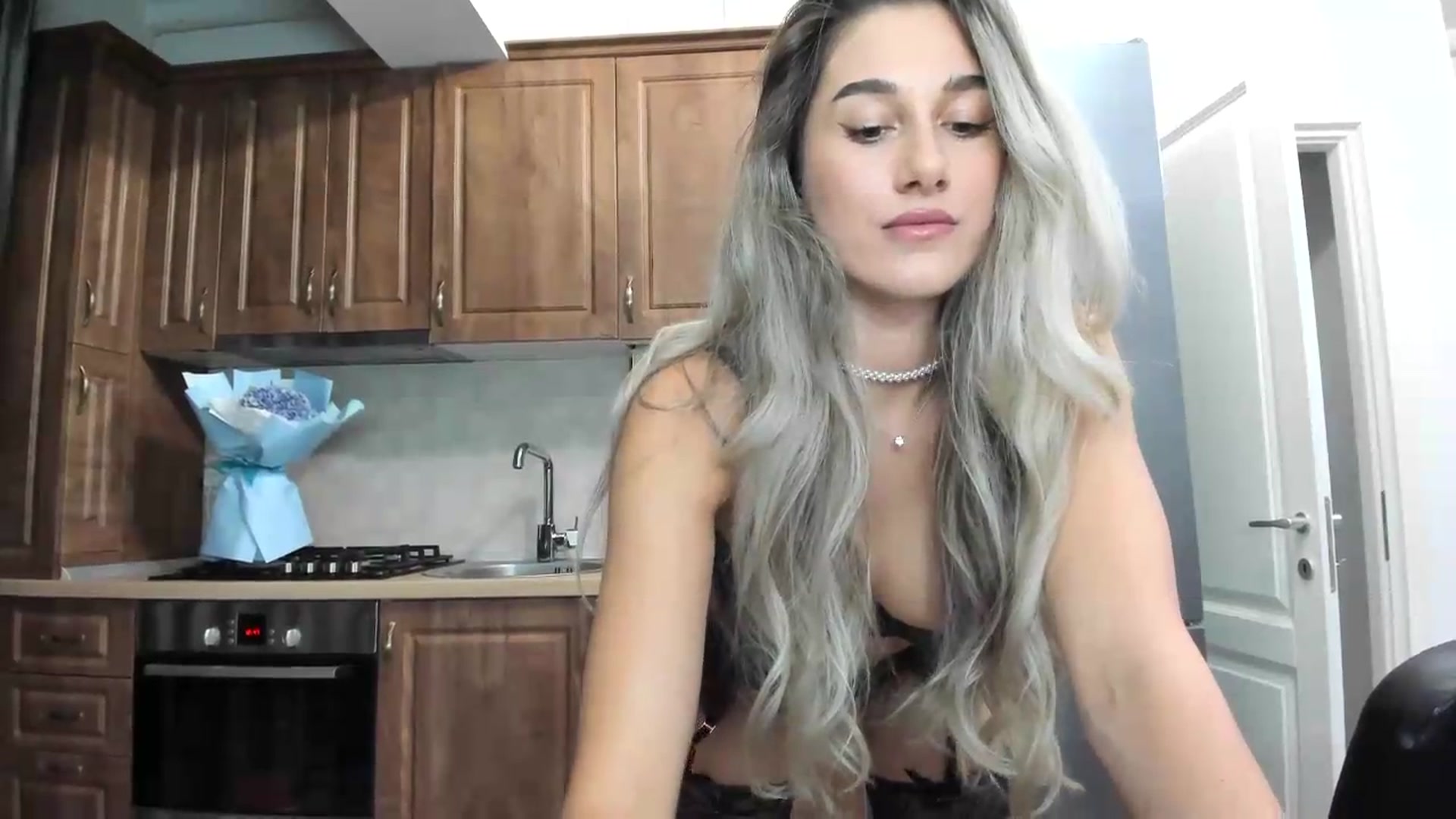 Gallery image thumbnail from VanyaMavren's myfreecams stream on, 09/09/2026, 18:37 image 2 of 20