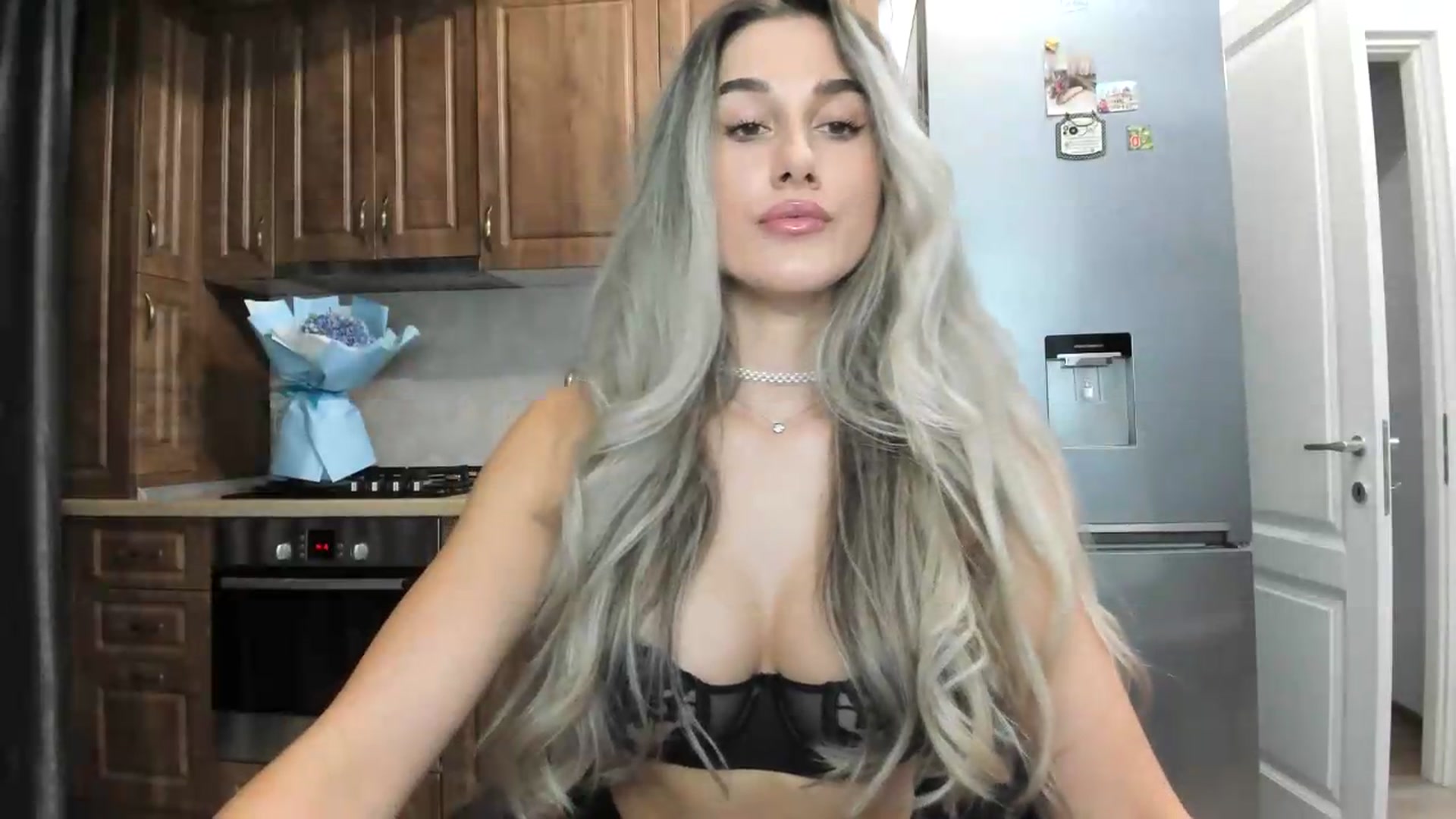 Gallery image thumbnail from VanyaMavren's myfreecams stream on, 09/09/2026, 19:35 image 9 of 20