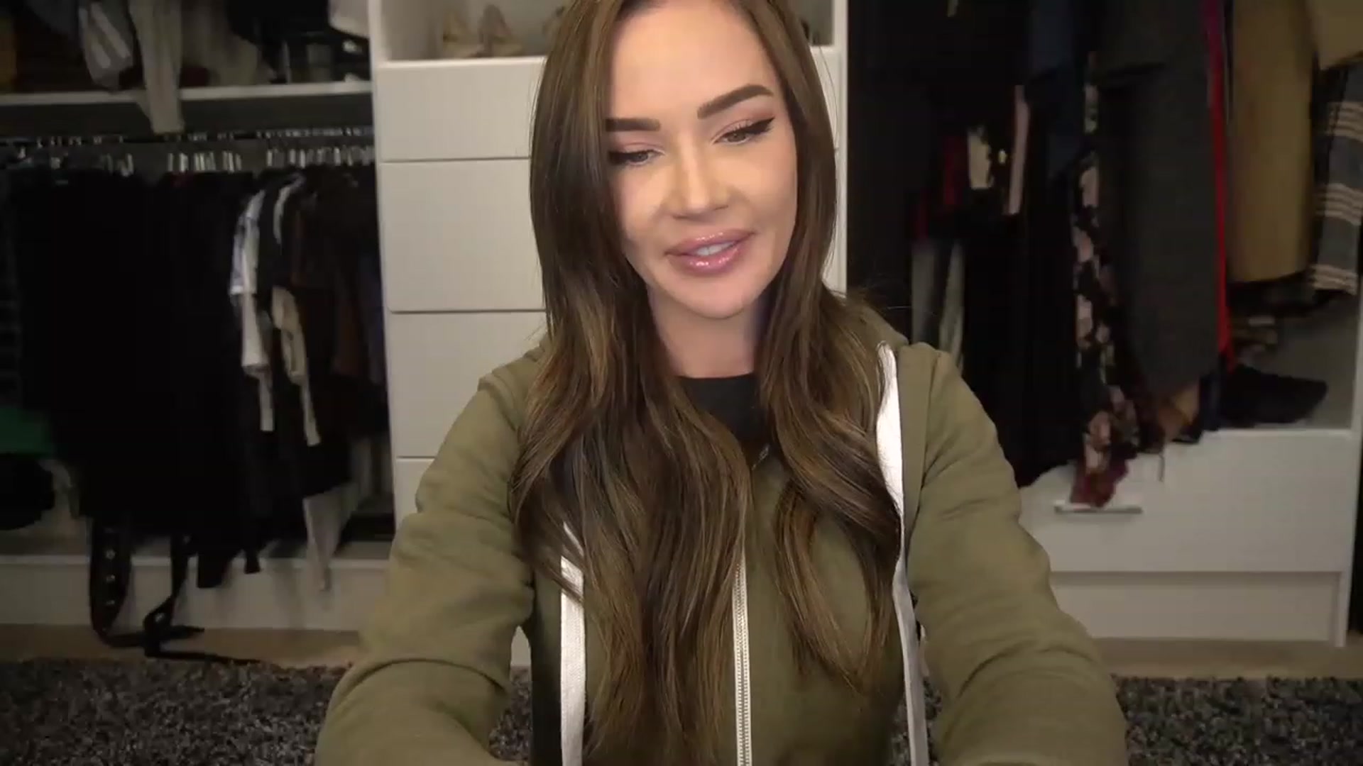 Gallery image thumbnail from VapePapi's myfreecams stream on, 11/20/2022, 20:55 image 18 of 20