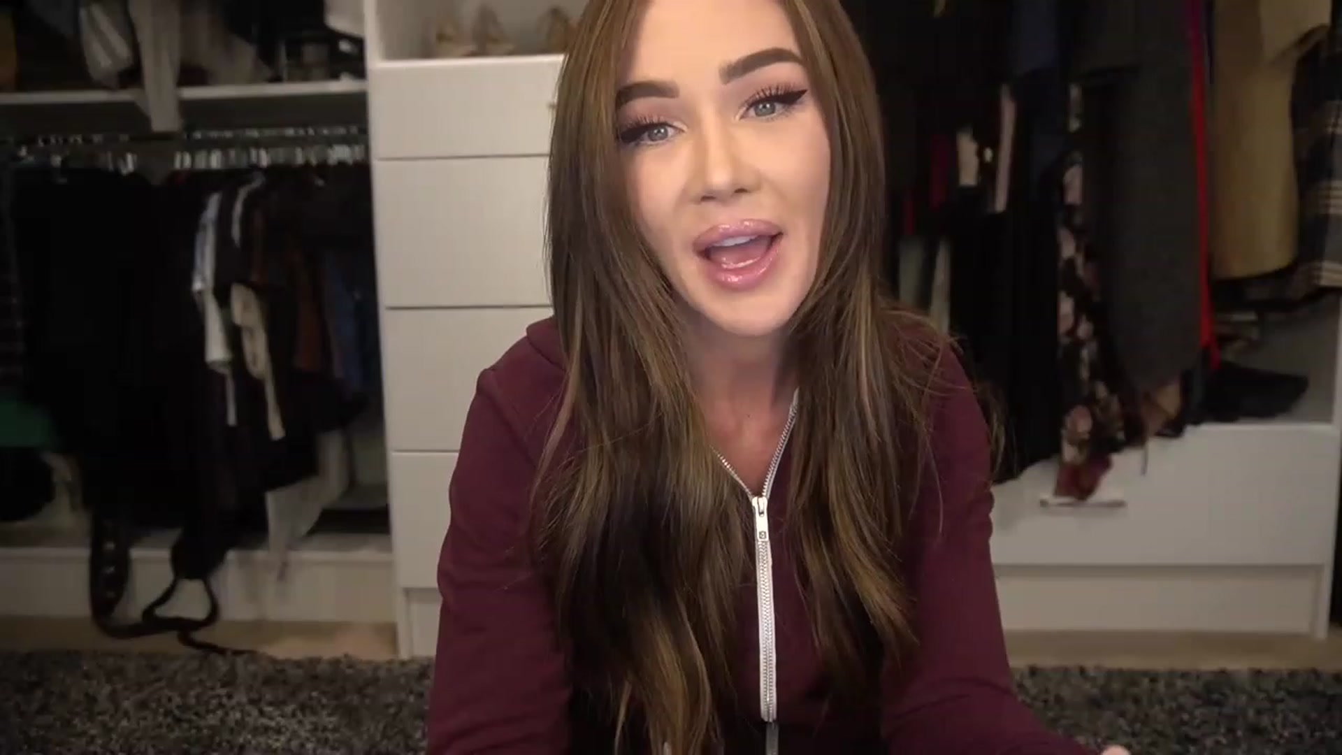 Gallery image thumbnail from VapePapi's myfreecams stream on, 11/23/2022, 01:56 image 13 of 20