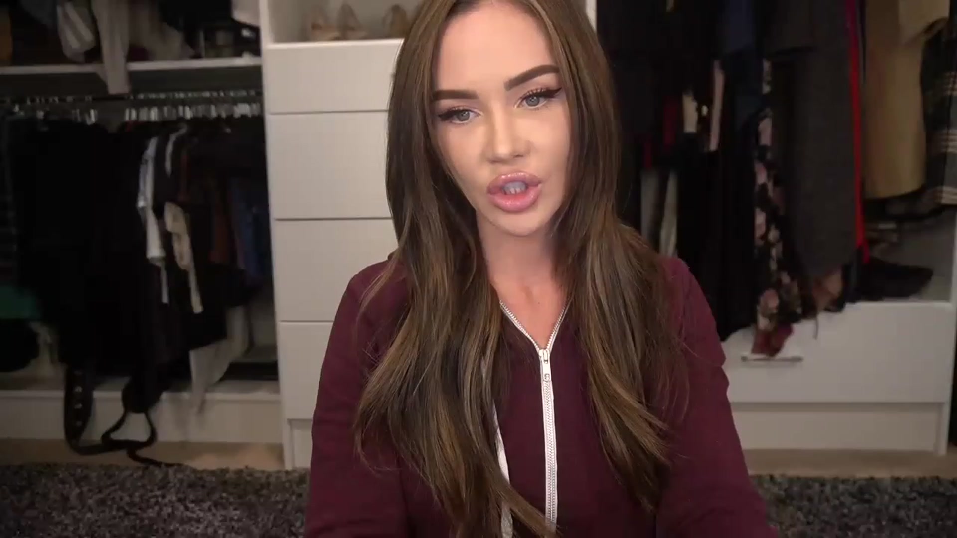 Gallery image thumbnail from VapePapi's myfreecams stream on, 11/23/2022, 01:56 image 19 of 20