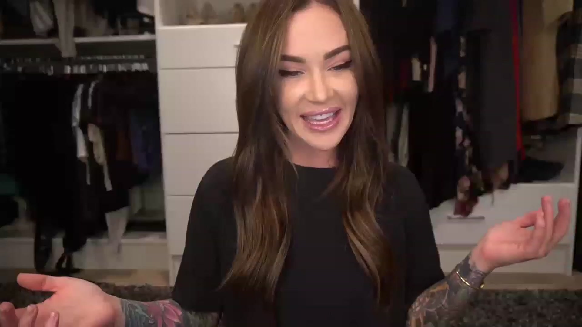Gallery image thumbnail from VapePapi's myfreecams stream on, 12/01/2022, 08:13 image 8 of 20