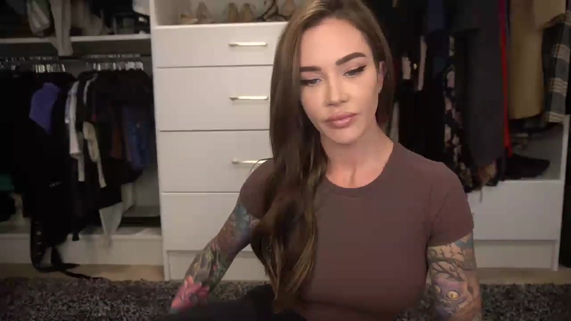 Gallery image thumbnail from VapePapi's myfreecams stream on, 11/24/2022, 21:54 image 20 of 20