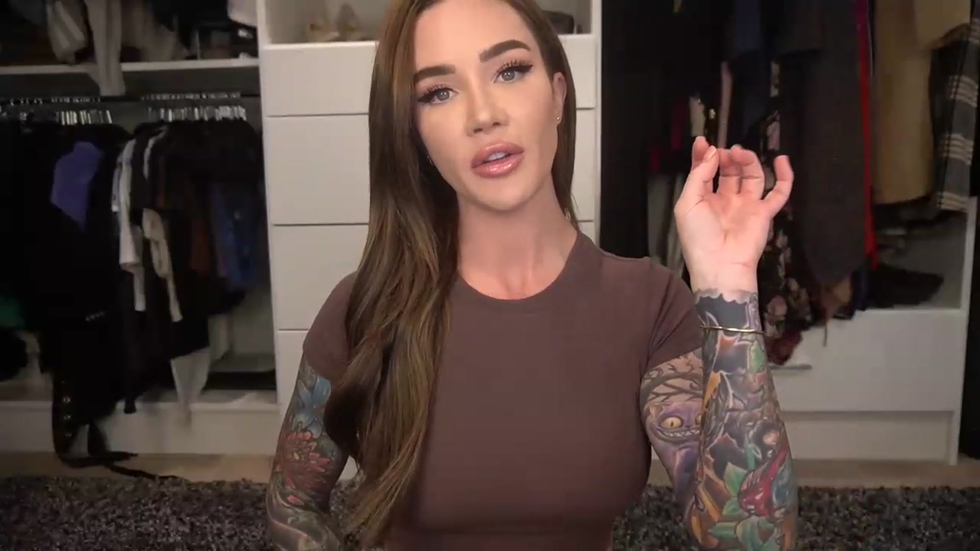 Gallery image thumbnail from VapePapi's myfreecams stream on, 11/24/2022, 21:54 image 15 of 20