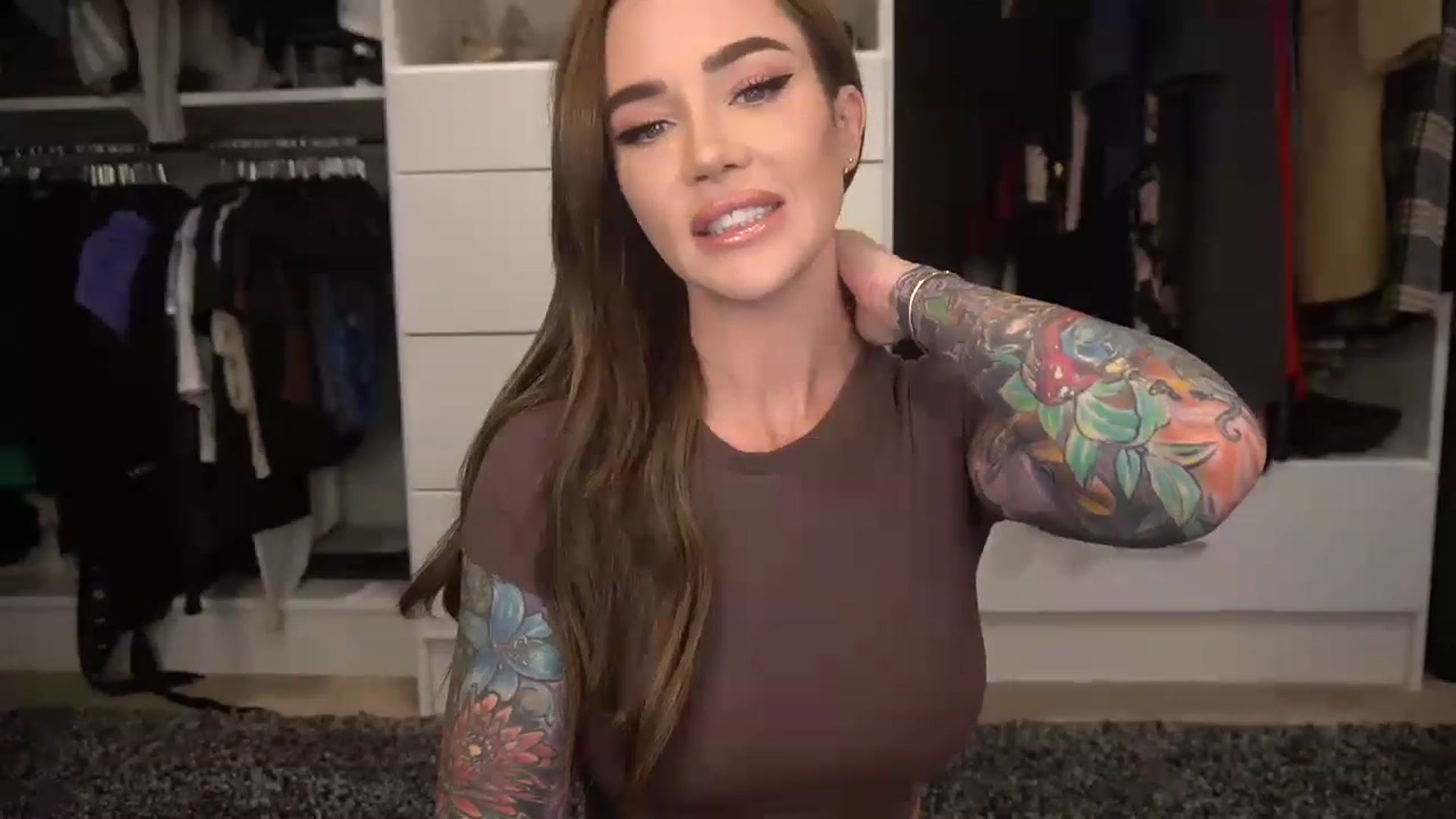 Gallery image thumbnail from VapePapi's myfreecams stream on, 11/24/2022, 21:54 image 14 of 20