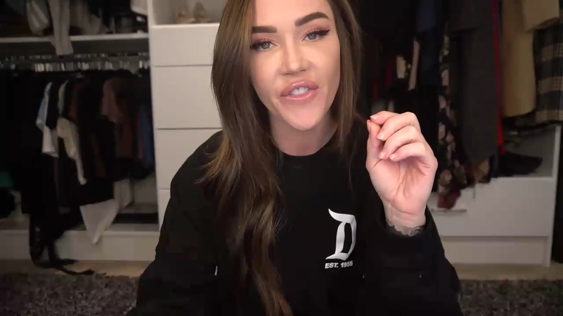 Gallery image thumbnail from VapePapi's myfreecams stream on, 11/25/2022, 22:58 image 19 of 20