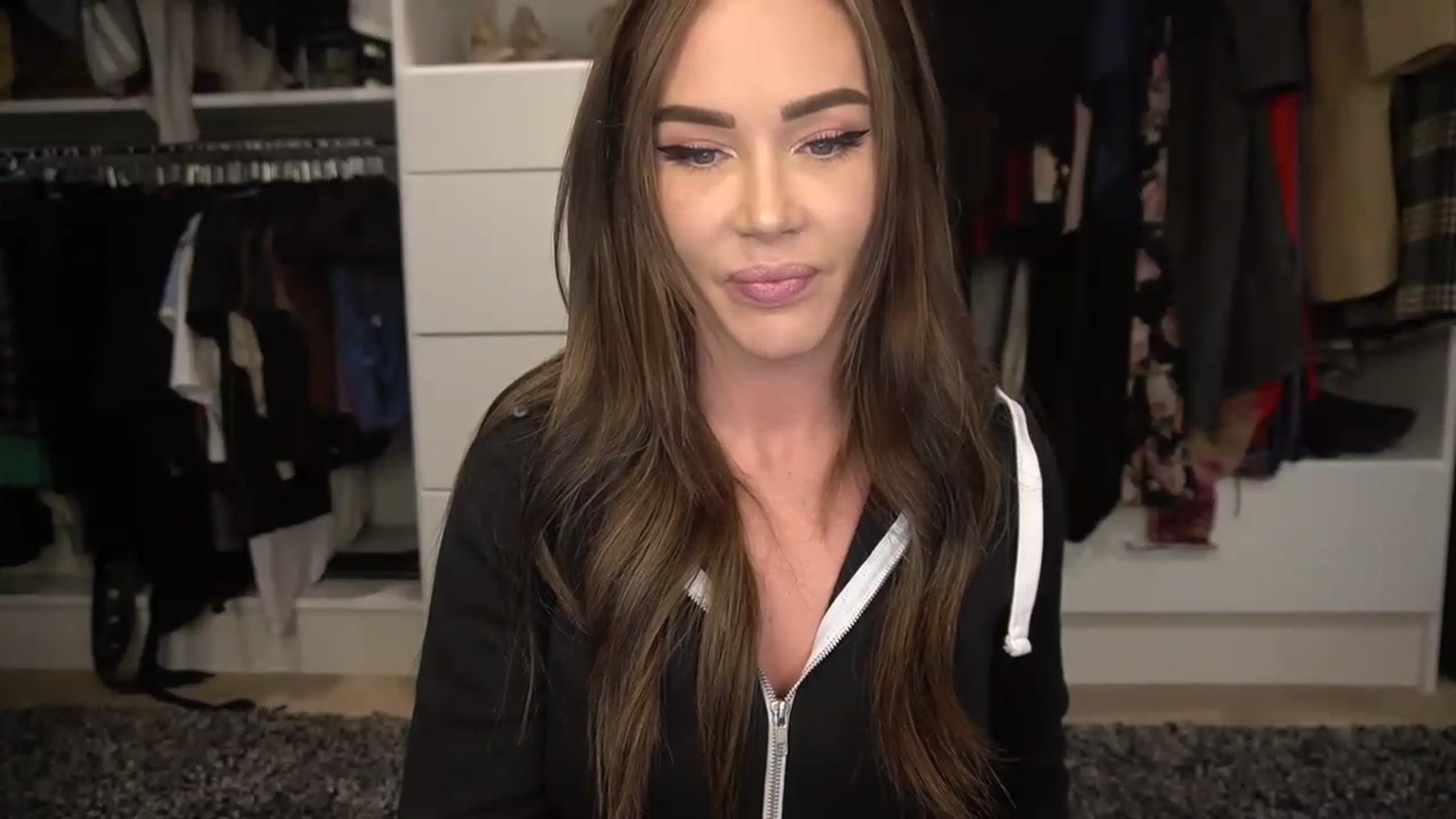 Gallery image thumbnail from VapePapi's myfreecams stream on, 11/27/2022, 21:09 image 17 of 20