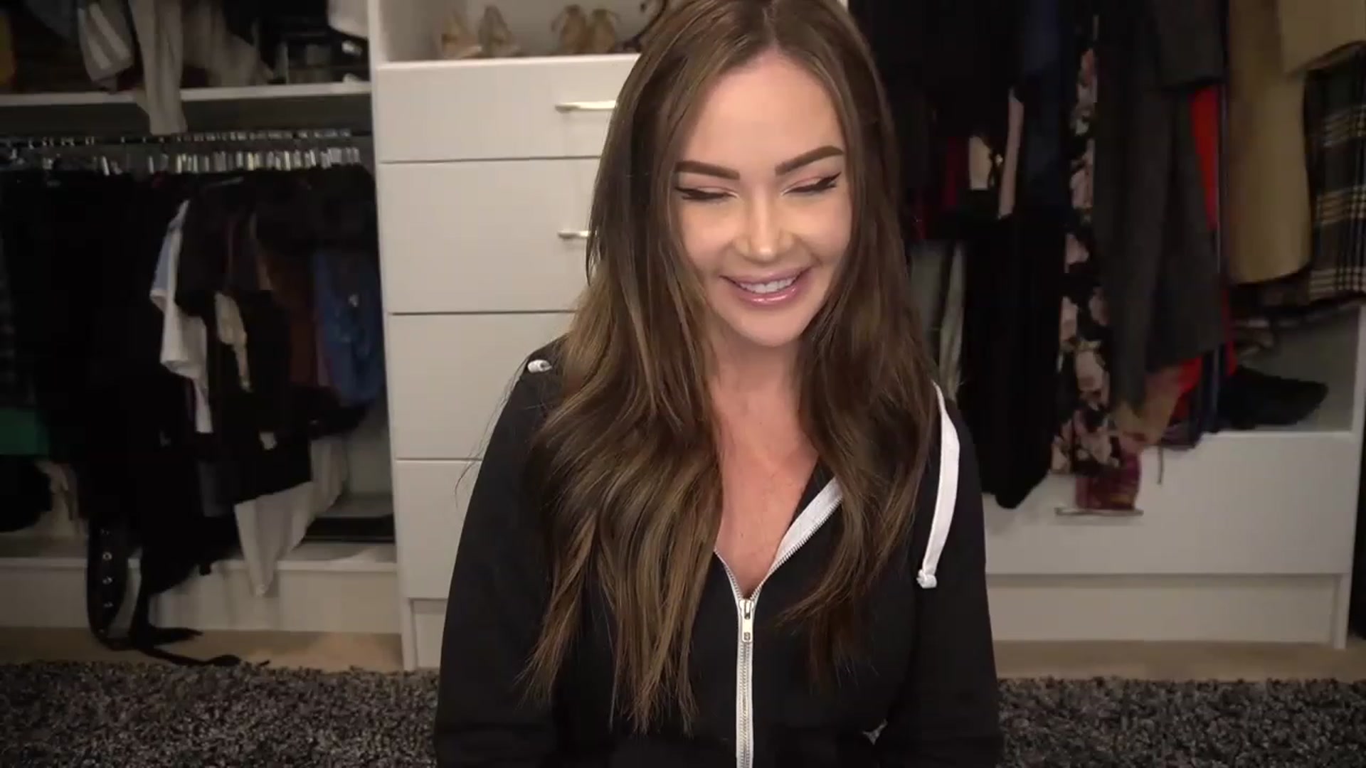 Gallery image thumbnail from VapePapi's myfreecams stream on, 11/27/2022, 21:09 image 9 of 20