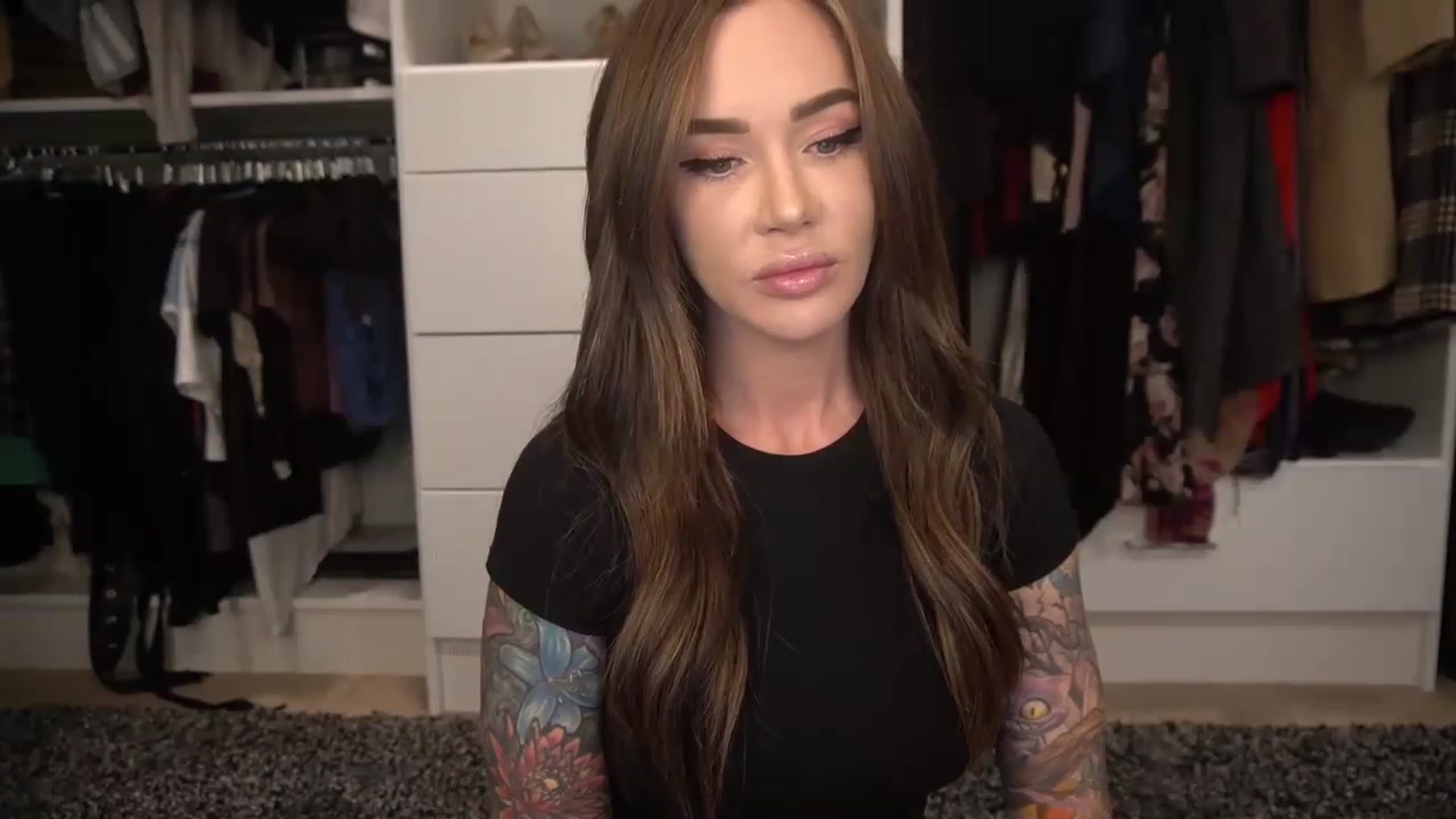 Gallery image thumbnail from VapePapi's myfreecams stream on, 11/28/2022, 23:00 image 8 of 20