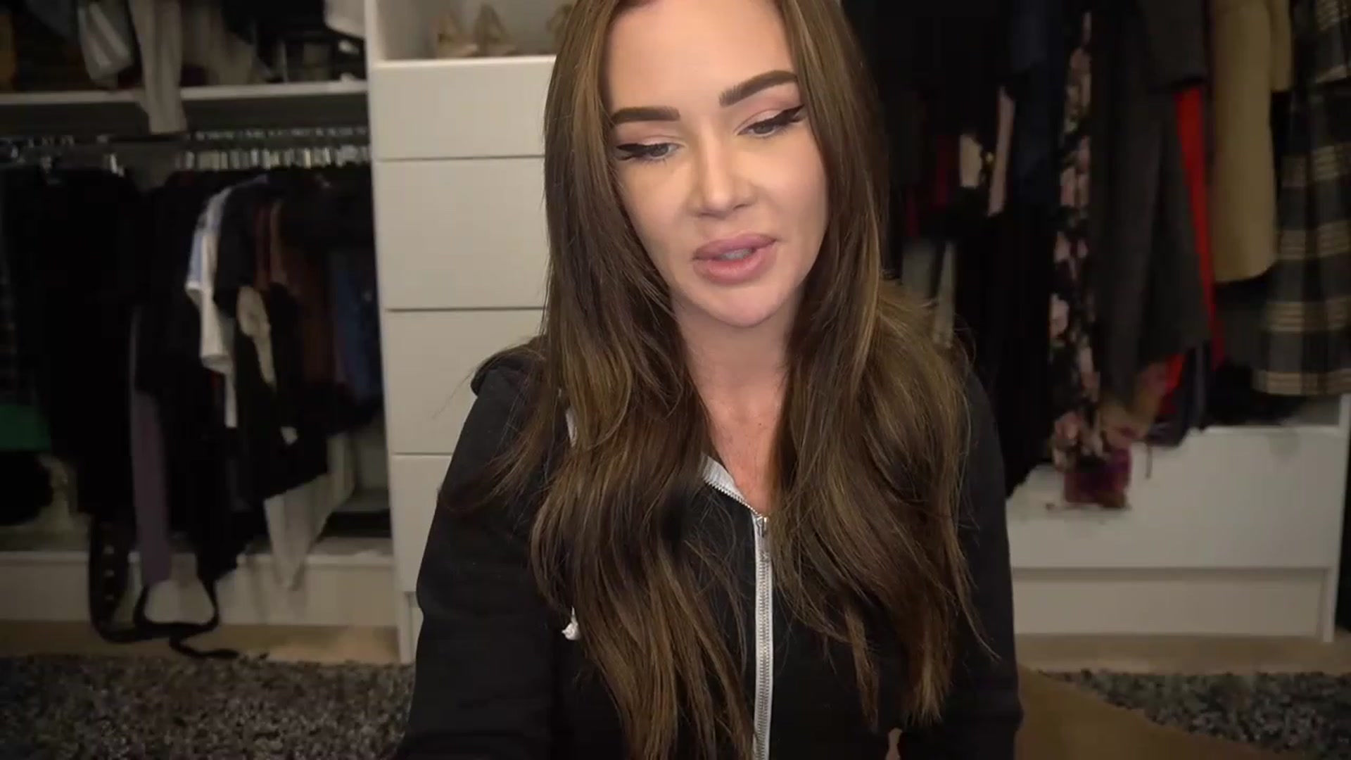 Gallery image thumbnail from VapePapi's myfreecams stream on, 12/04/2022, 20:46 image 16 of 20