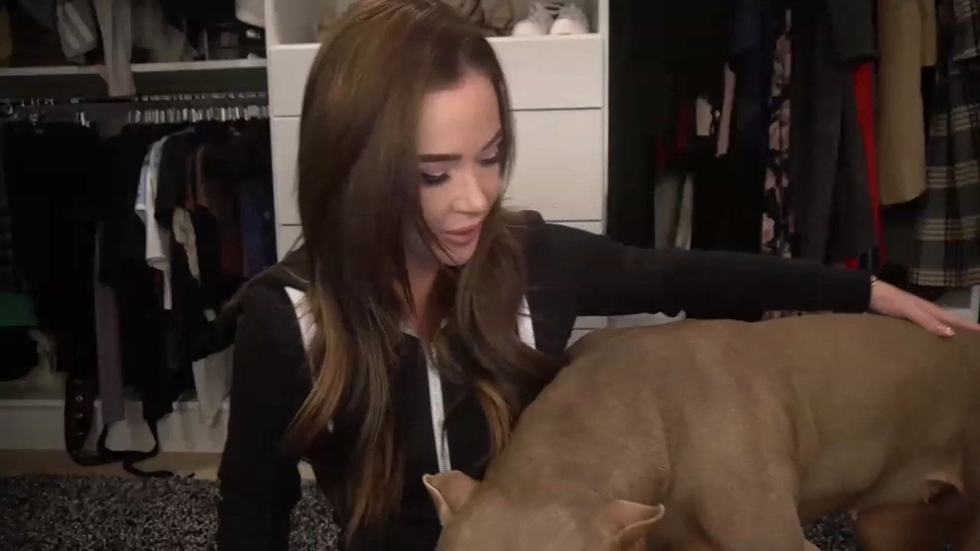 Gallery image thumbnail from VapePapi's myfreecams stream on, 12/04/2022, 20:46 image 11 of 20