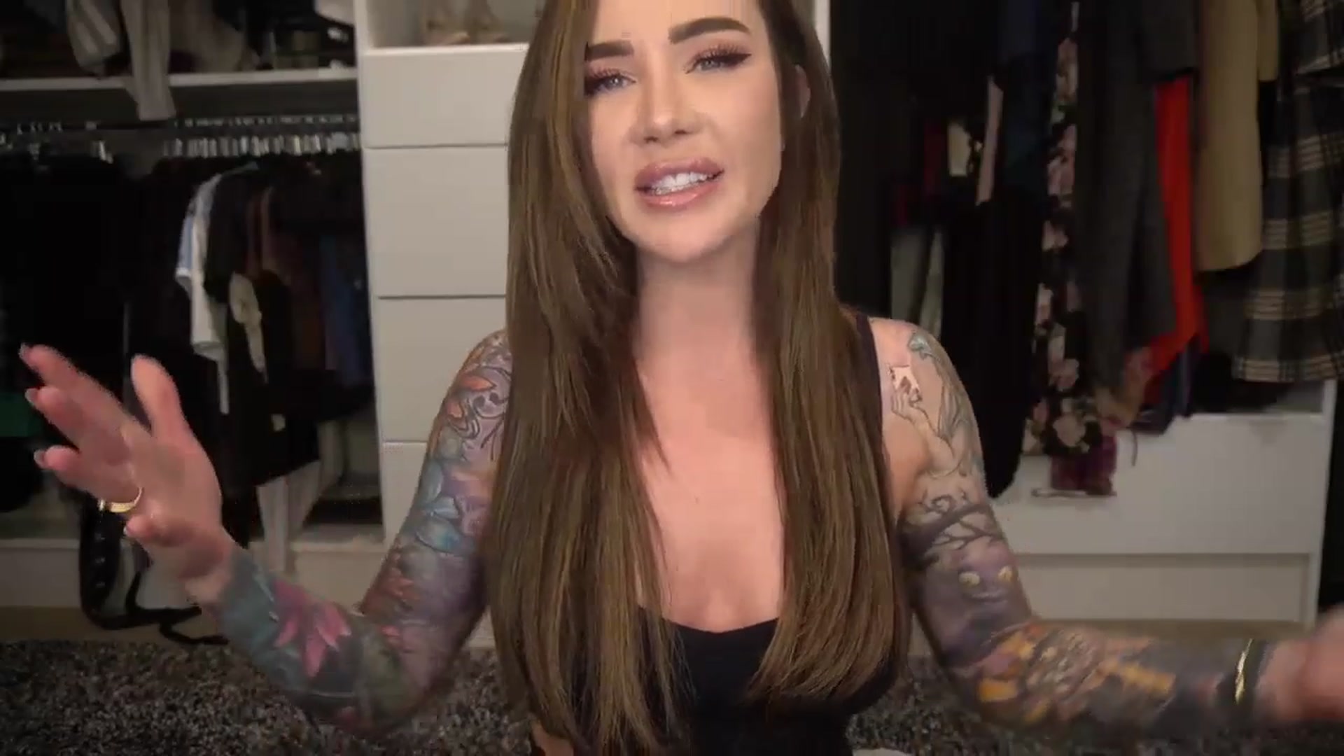 Gallery image thumbnail from VapePapi's myfreecams stream on, 12/06/2022, 24:13 image 11 of 20
