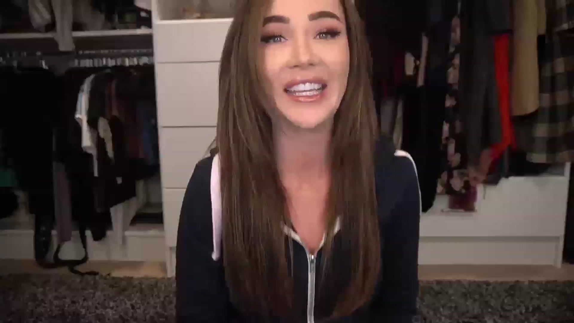 Gallery image thumbnail from VapePapi's myfreecams stream on, 12/06/2022, 24:13 image 1 of 20