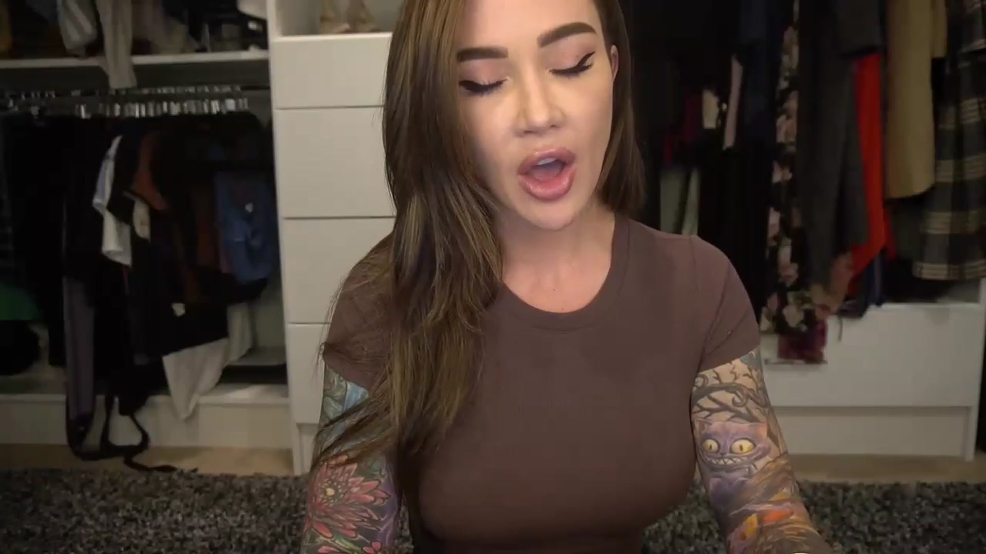 Gallery image thumbnail from VapePapi's myfreecams stream on, 12/08/2022, 23:17 image 20 of 20