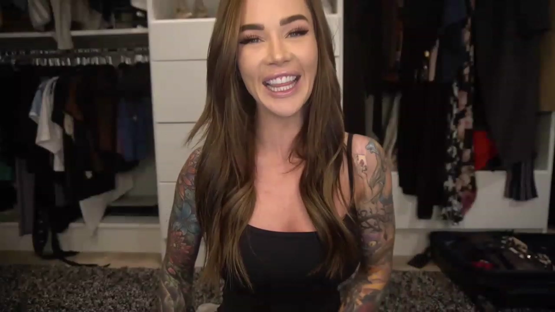Gallery image thumbnail from VapePapi's myfreecams stream on, 12/09/2022, 21:57 image 7 of 20