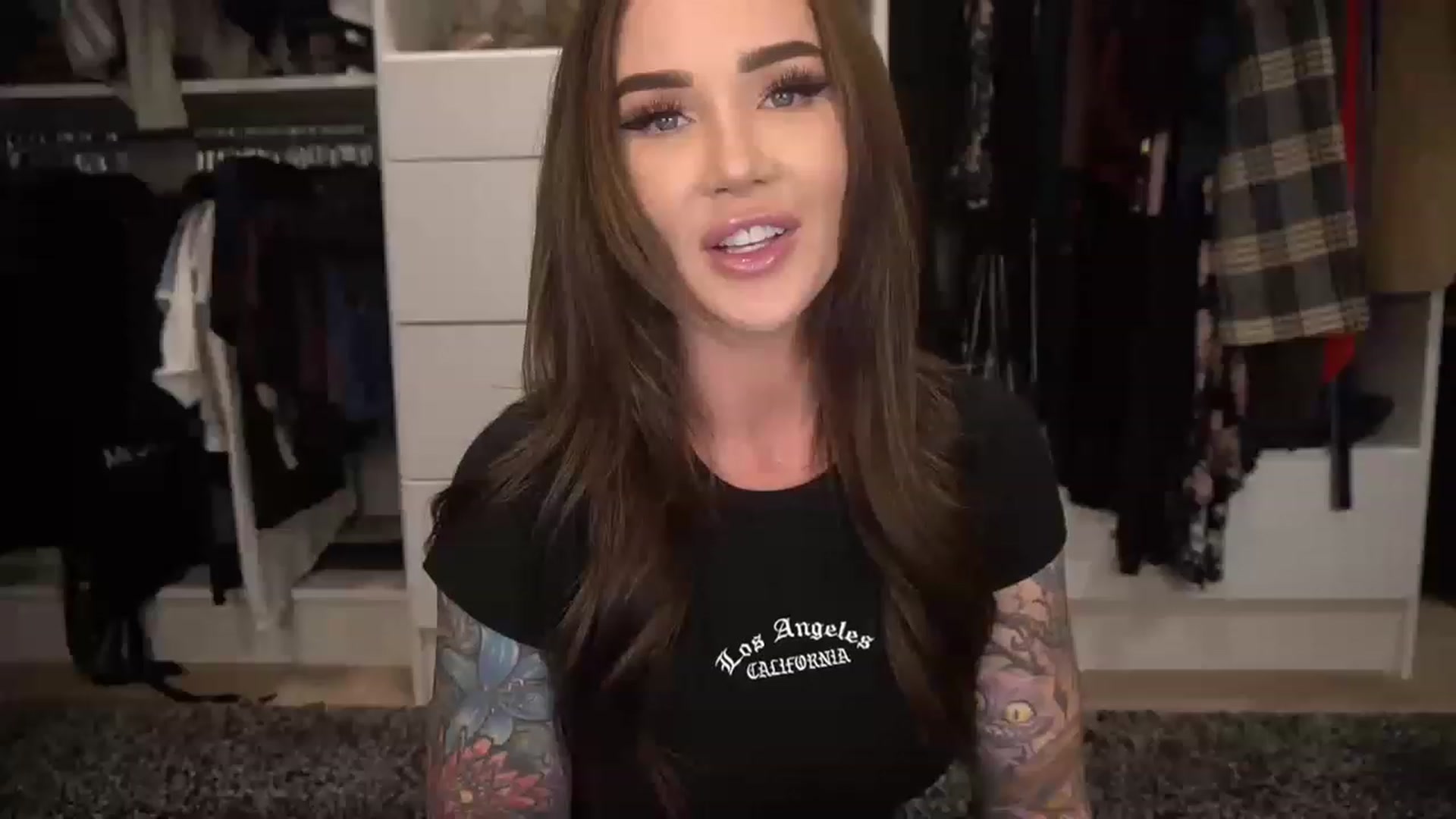 Gallery image thumbnail from VapePapi's myfreecams stream on, 12/21/2022, 01:01 image 4 of 20