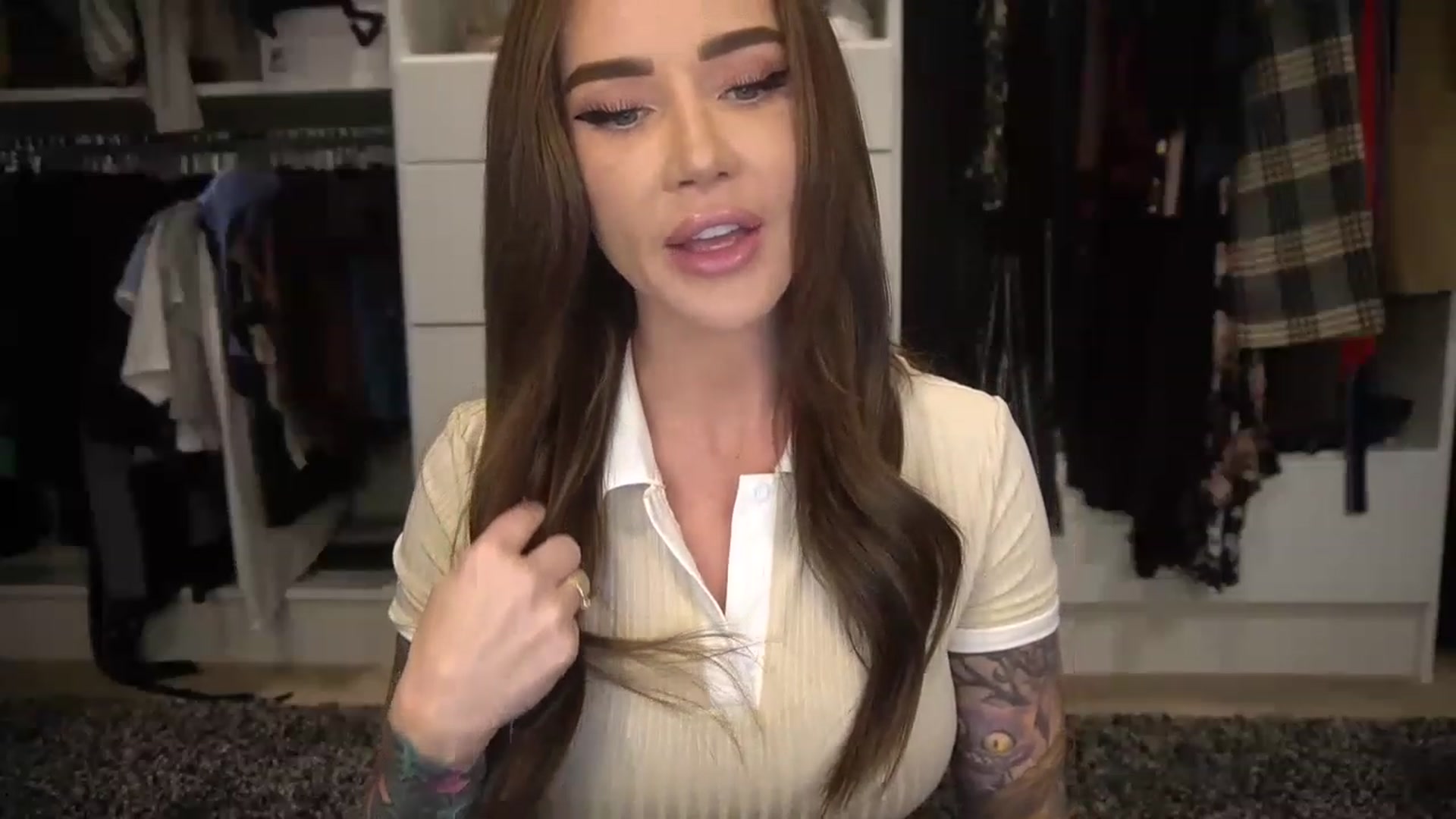 Gallery image thumbnail from VapePapi's myfreecams stream on, 12/27/2022, 23:32 image 16 of 20