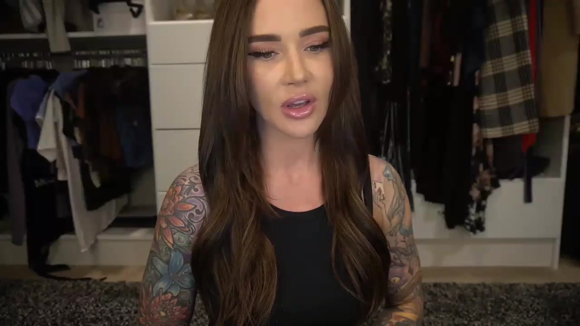 Gallery image thumbnail from VapePapi's myfreecams stream on, 12/30/2022, 23:33 image 14 of 20