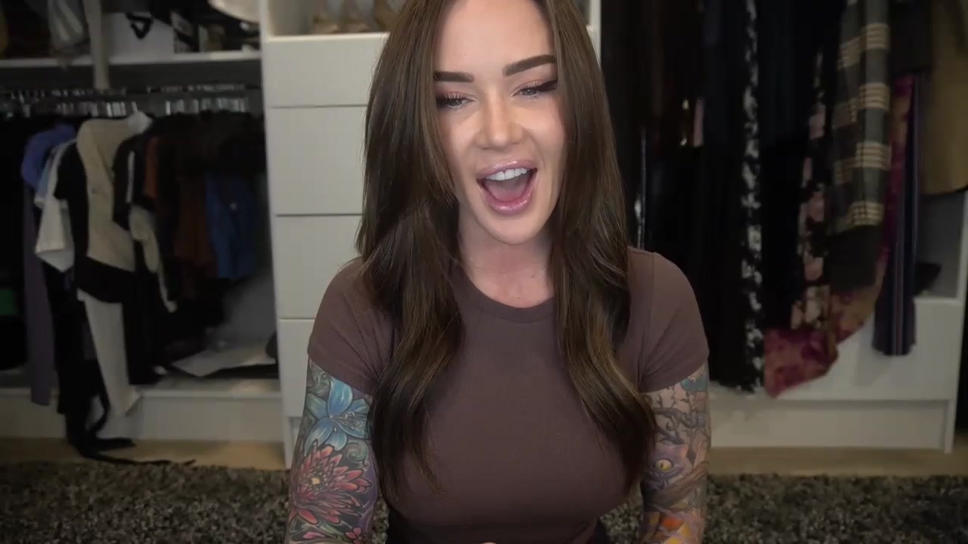Gallery image thumbnail from VapePapi's myfreecams stream on, 01/02/2023, 23:34 image 8 of 20