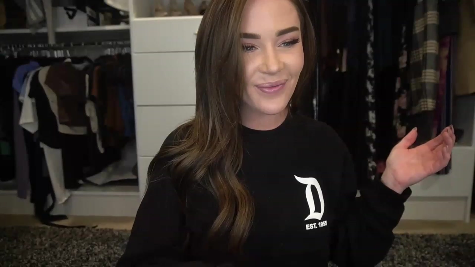 Gallery image thumbnail from VapePapi's myfreecams stream on, 01/03/2023, 23:35 image 19 of 20
