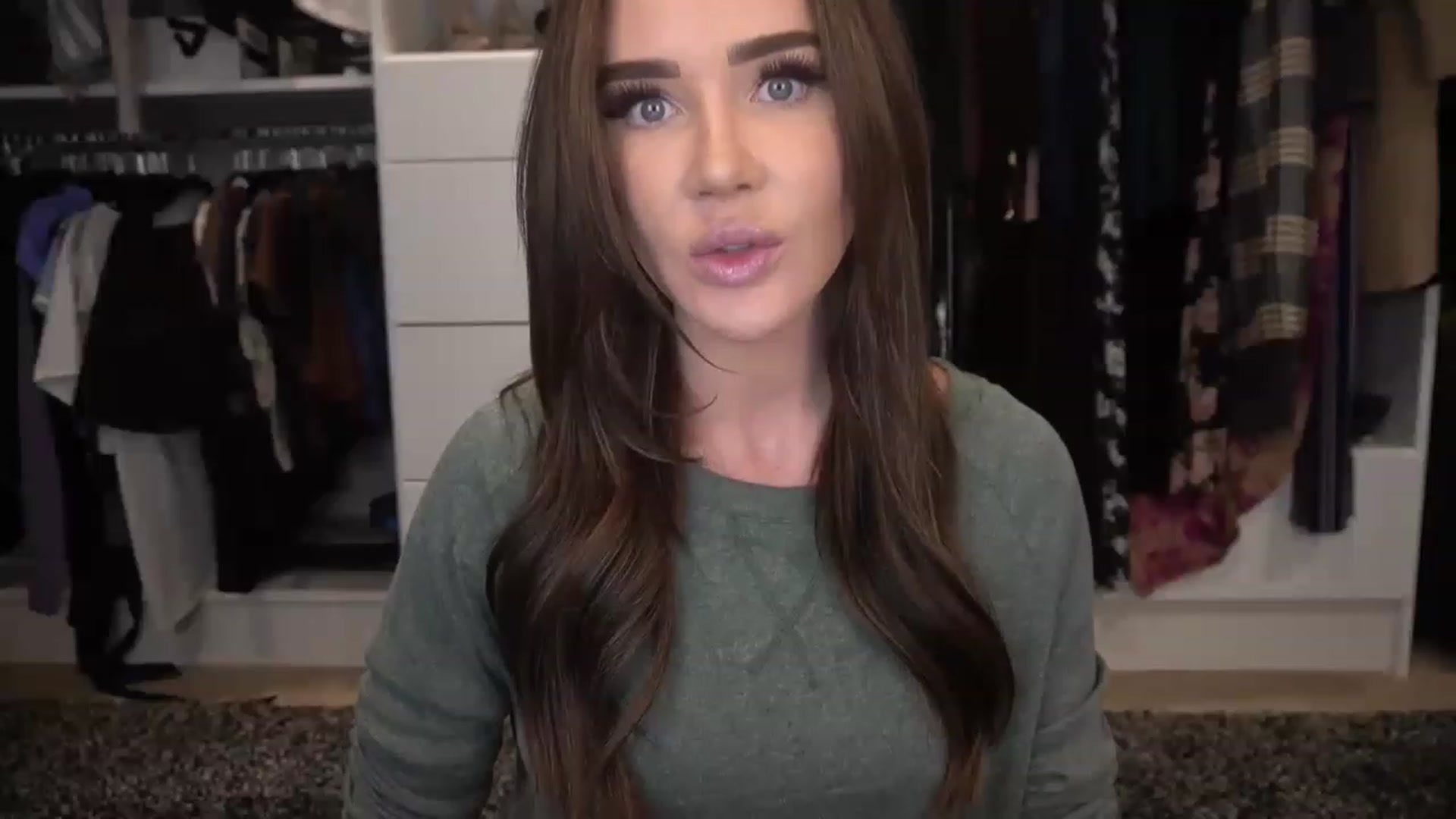 Gallery image thumbnail from VapePapi's myfreecams stream on, 01/05/2023, 23:32 image 16 of 20