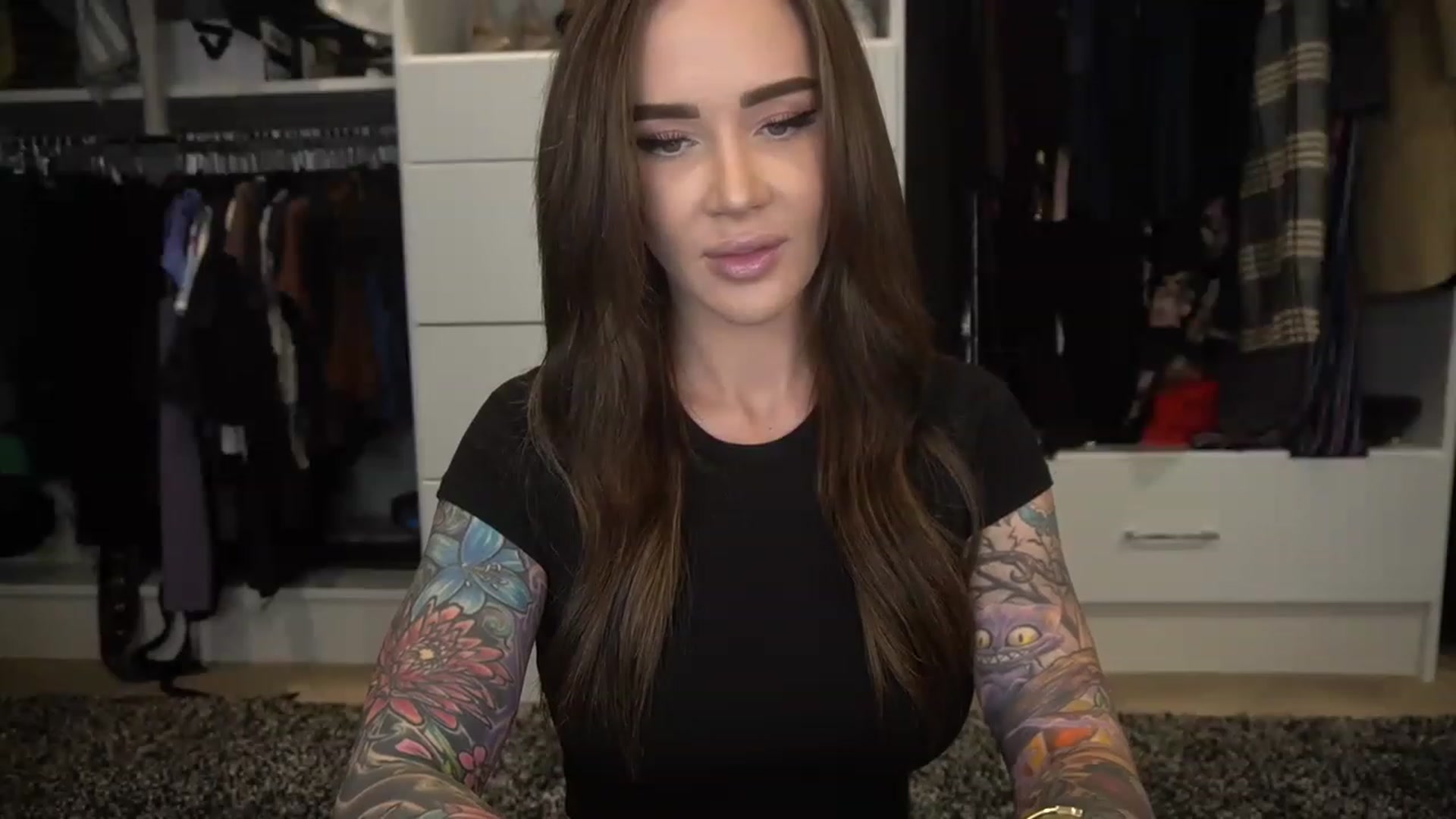 Gallery image thumbnail from VapePapi's myfreecams stream on, 01/06/2023, 23:34 image 7 of 20