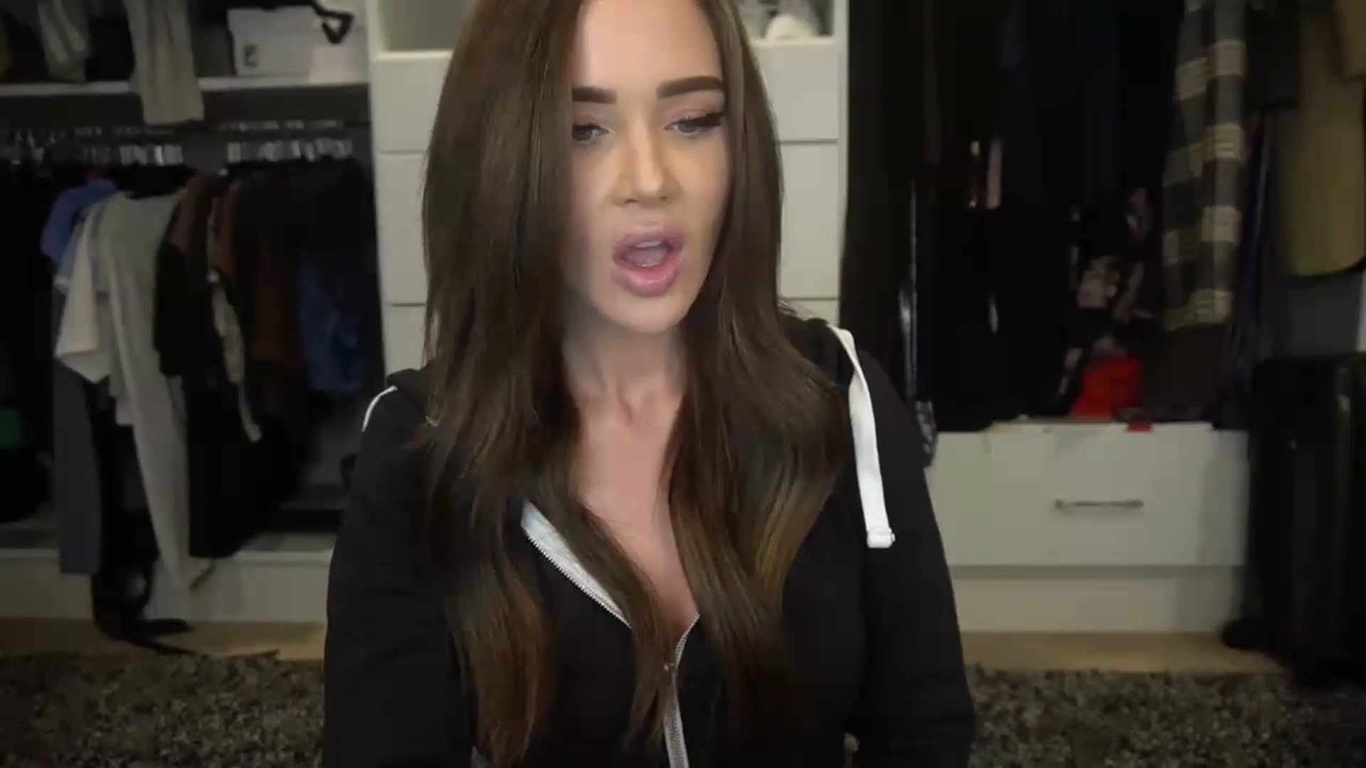 Gallery image thumbnail from VapePapi's myfreecams stream on, 01/13/2023, 23:32 image 10 of 20