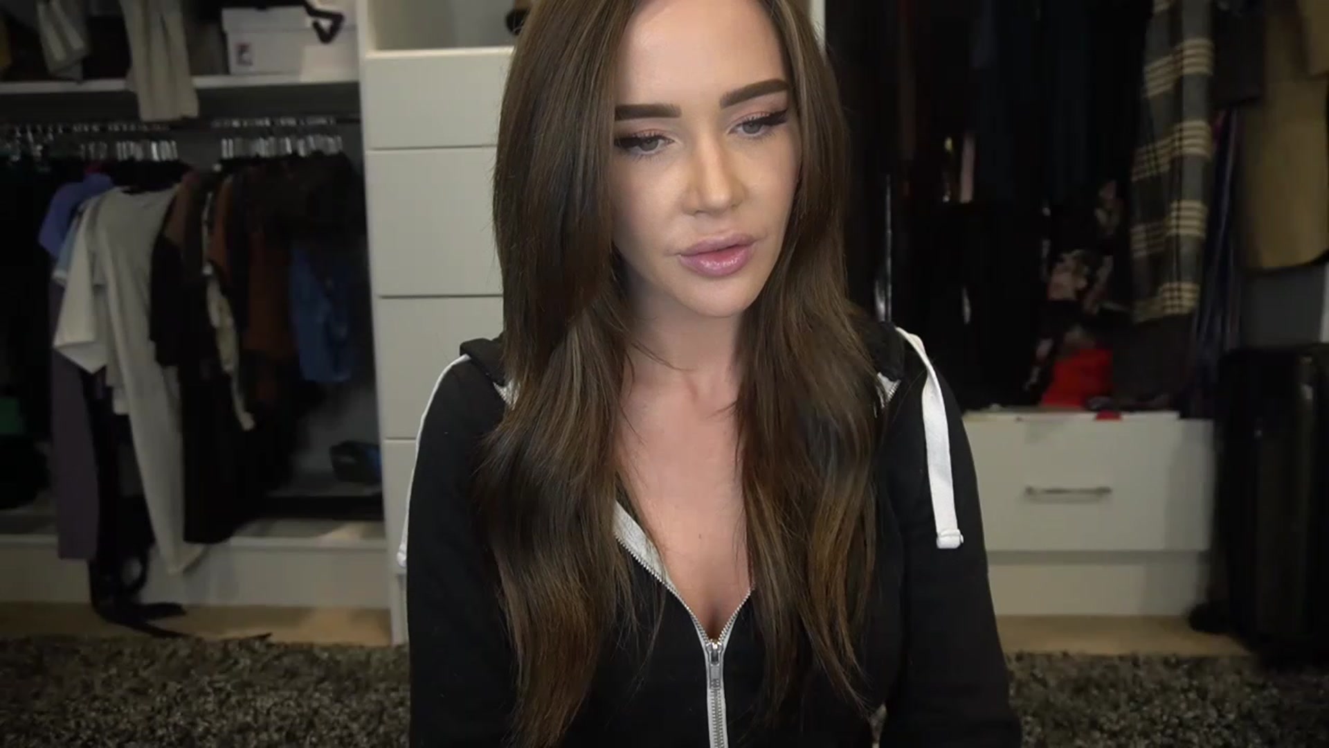 Gallery image thumbnail from VapePapi's myfreecams stream on, 01/13/2023, 23:32 image 14 of 20