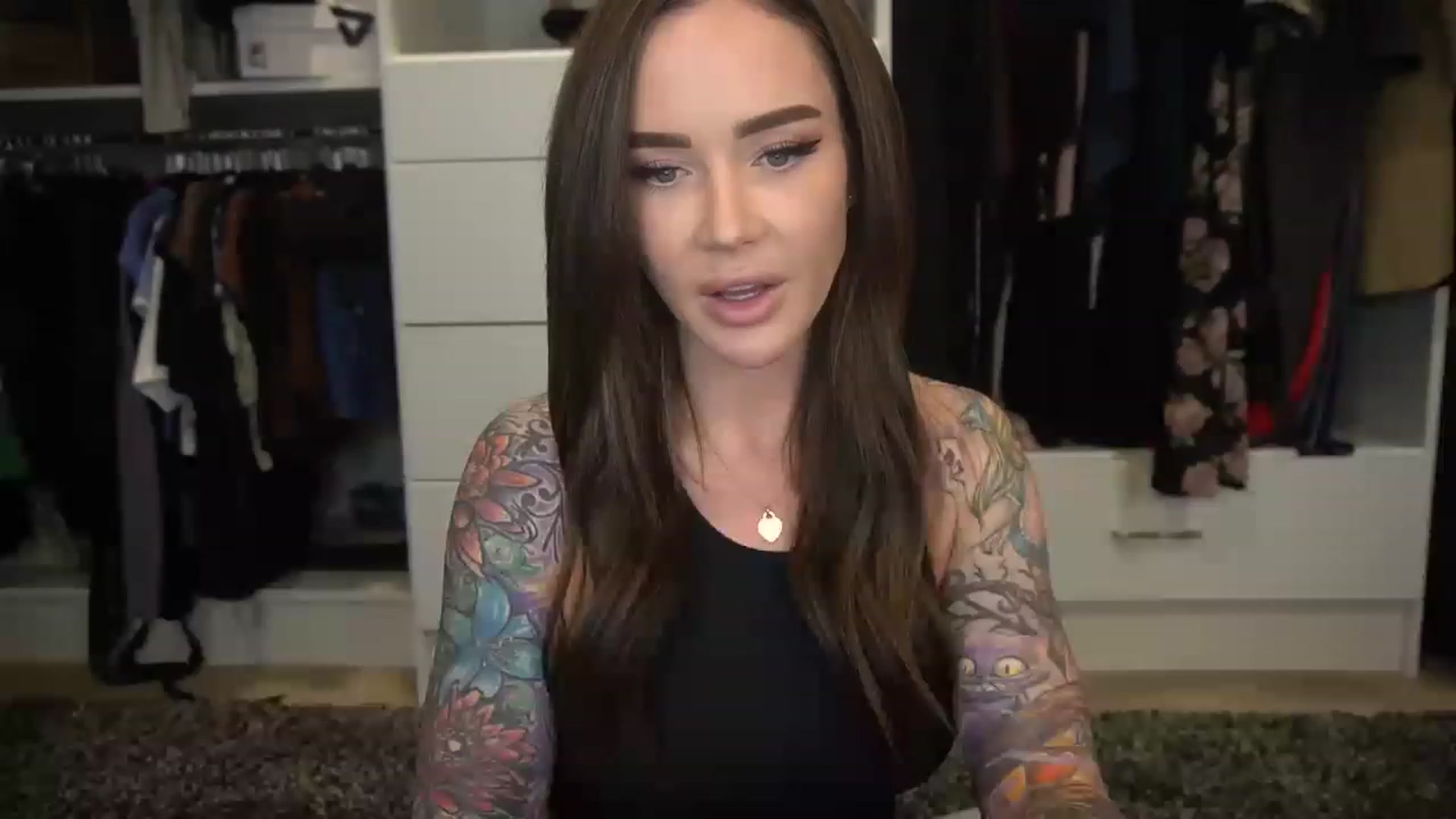 Gallery image thumbnail from VapePapi's myfreecams stream on, 01/20/2023, 23:30 image 3 of 20