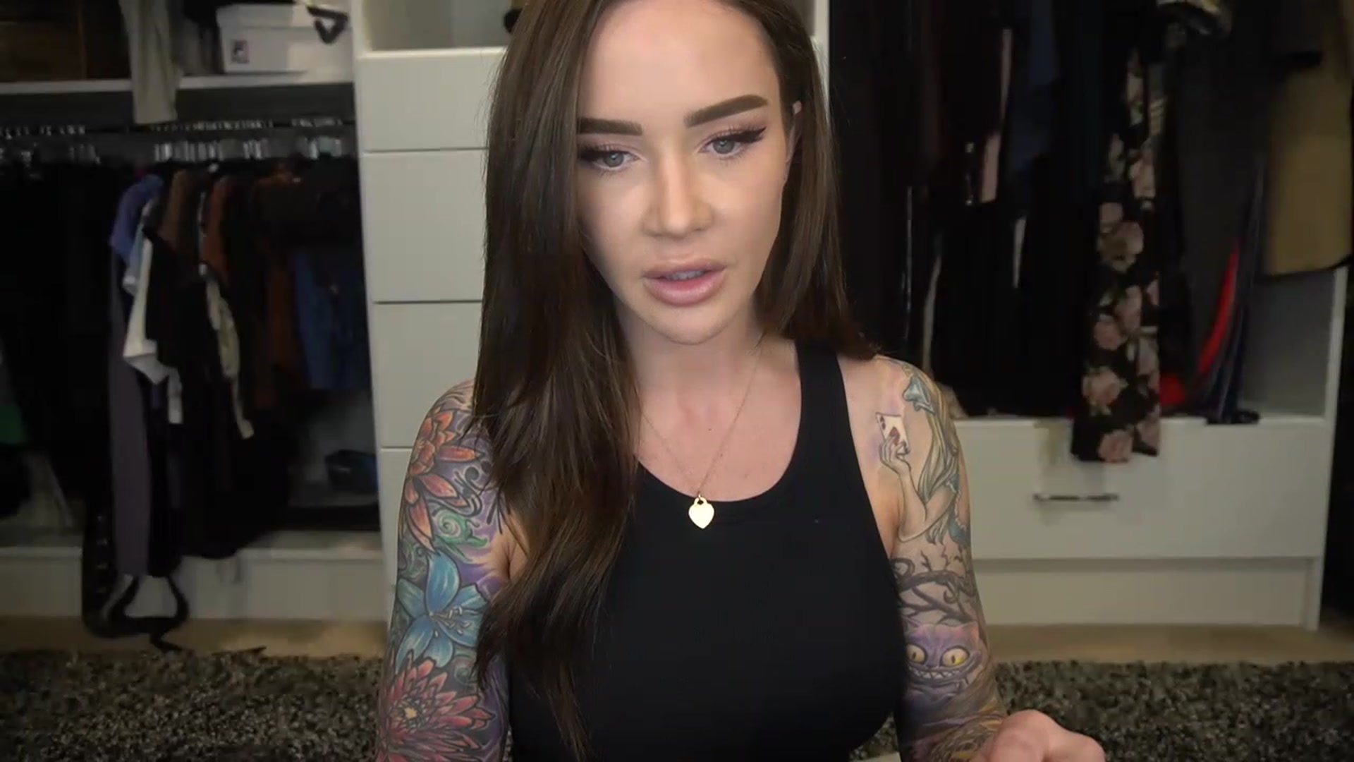 Gallery image thumbnail from VapePapi's myfreecams stream on, 01/20/2023, 23:30 image 16 of 20