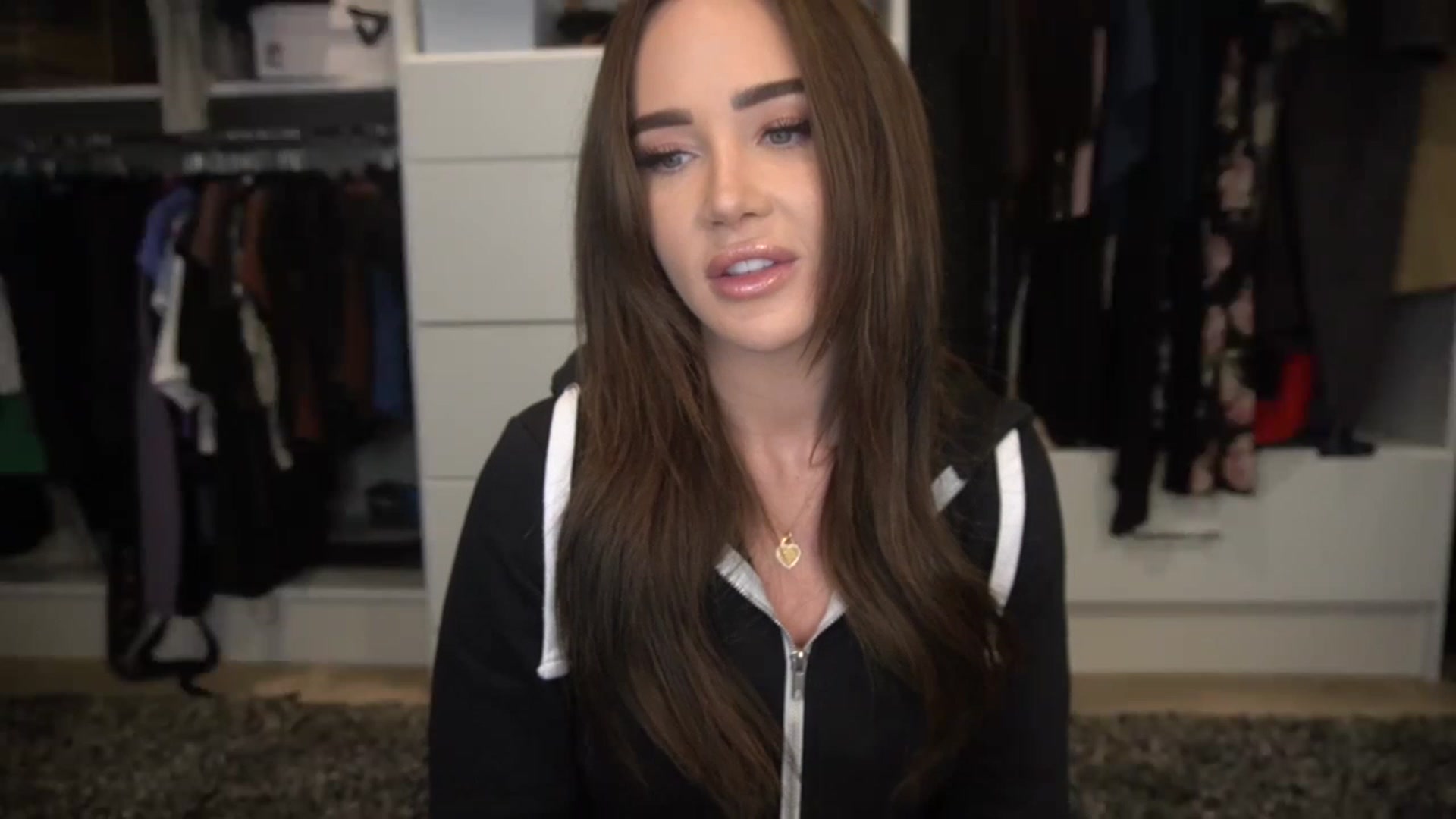 Gallery image thumbnail from VapePapi's myfreecams stream on, 01/22/2023, 21:00 image 4 of 20