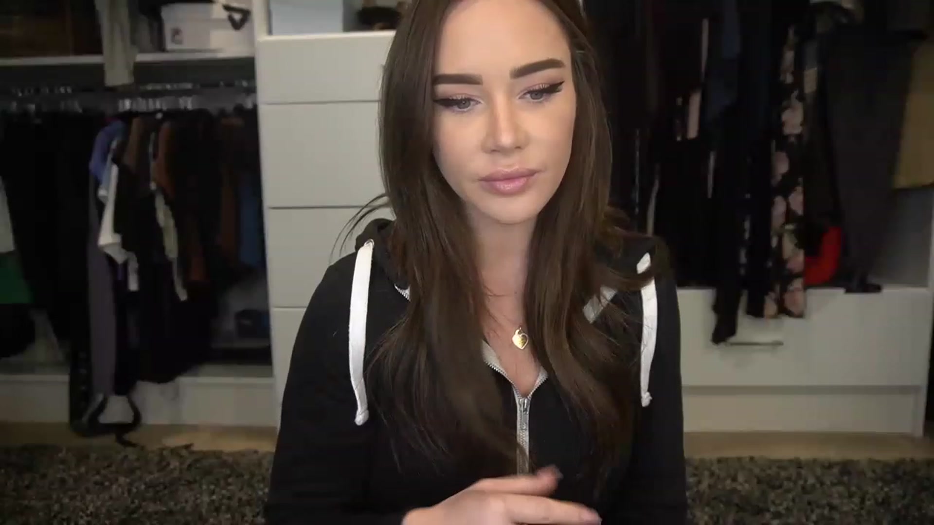 Gallery image thumbnail from VapePapi's myfreecams stream on, 01/22/2023, 21:00 image 13 of 20