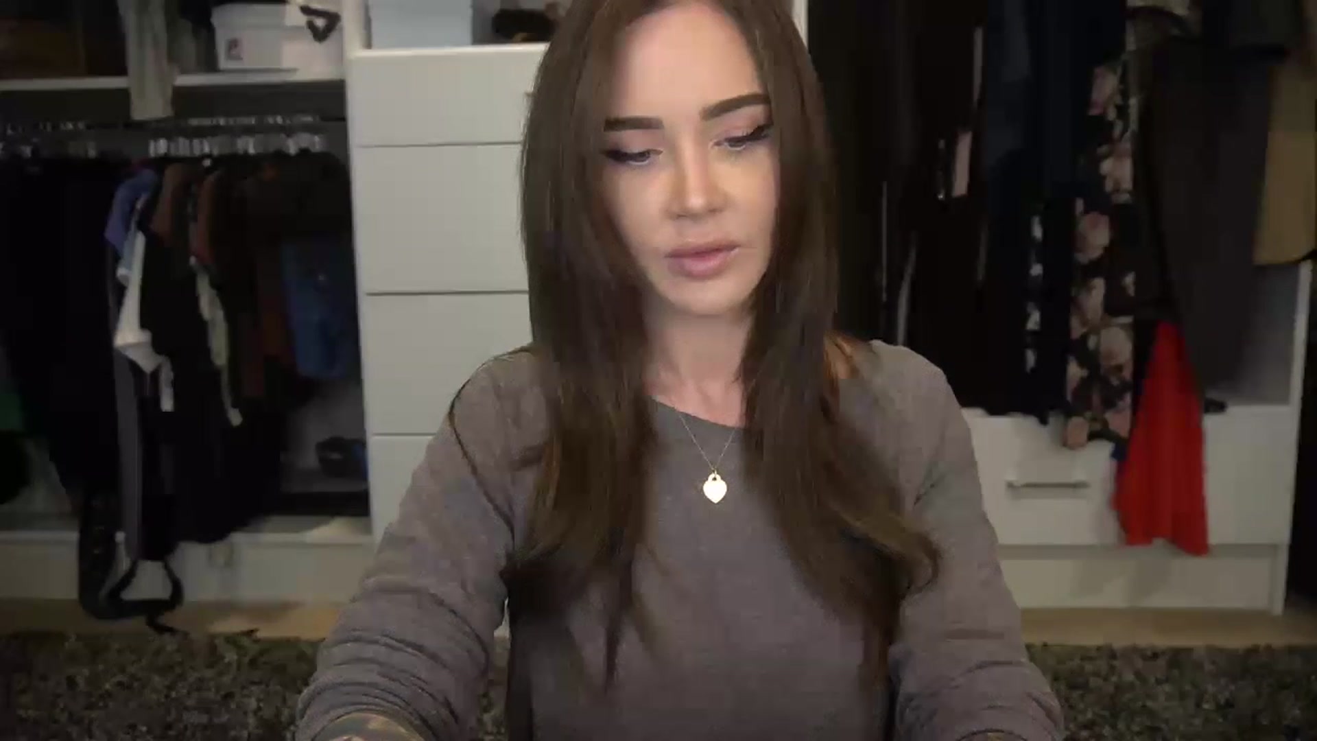 Gallery image thumbnail from VapePapi's myfreecams stream on, 01/27/2023, 24:00 image 14 of 20