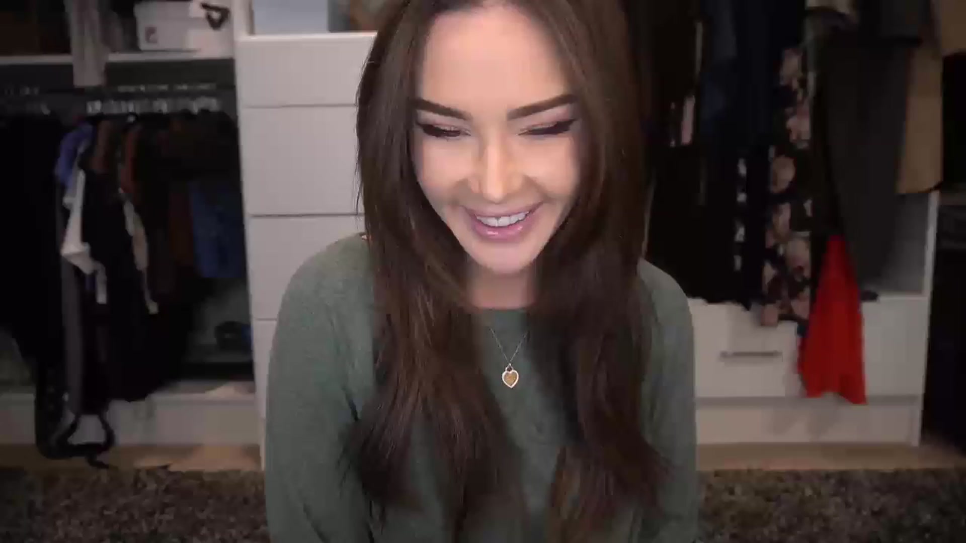 Gallery image thumbnail from VapePapi's myfreecams stream on, 01/29/2023, 21:03 image 9 of 20