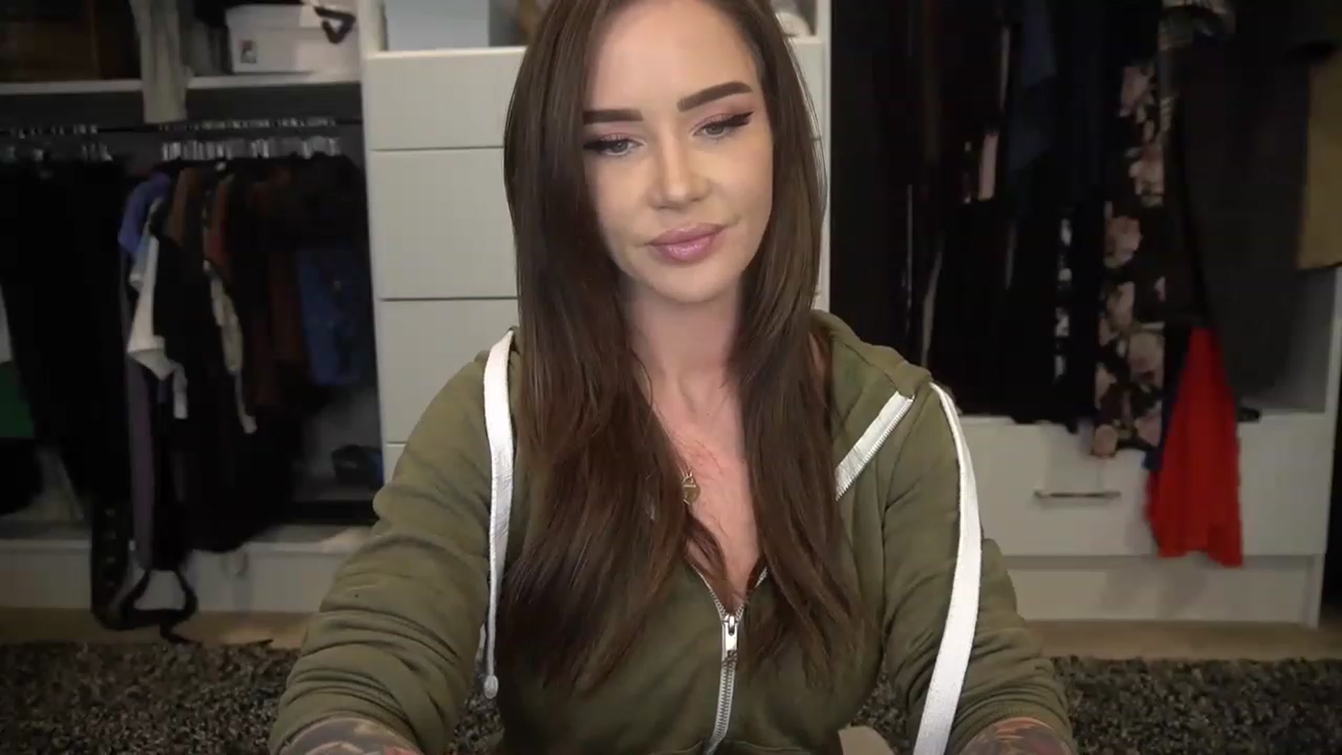 Gallery image thumbnail from VapePapi's myfreecams stream on, 01/31/2023, 22:57 image 16 of 20