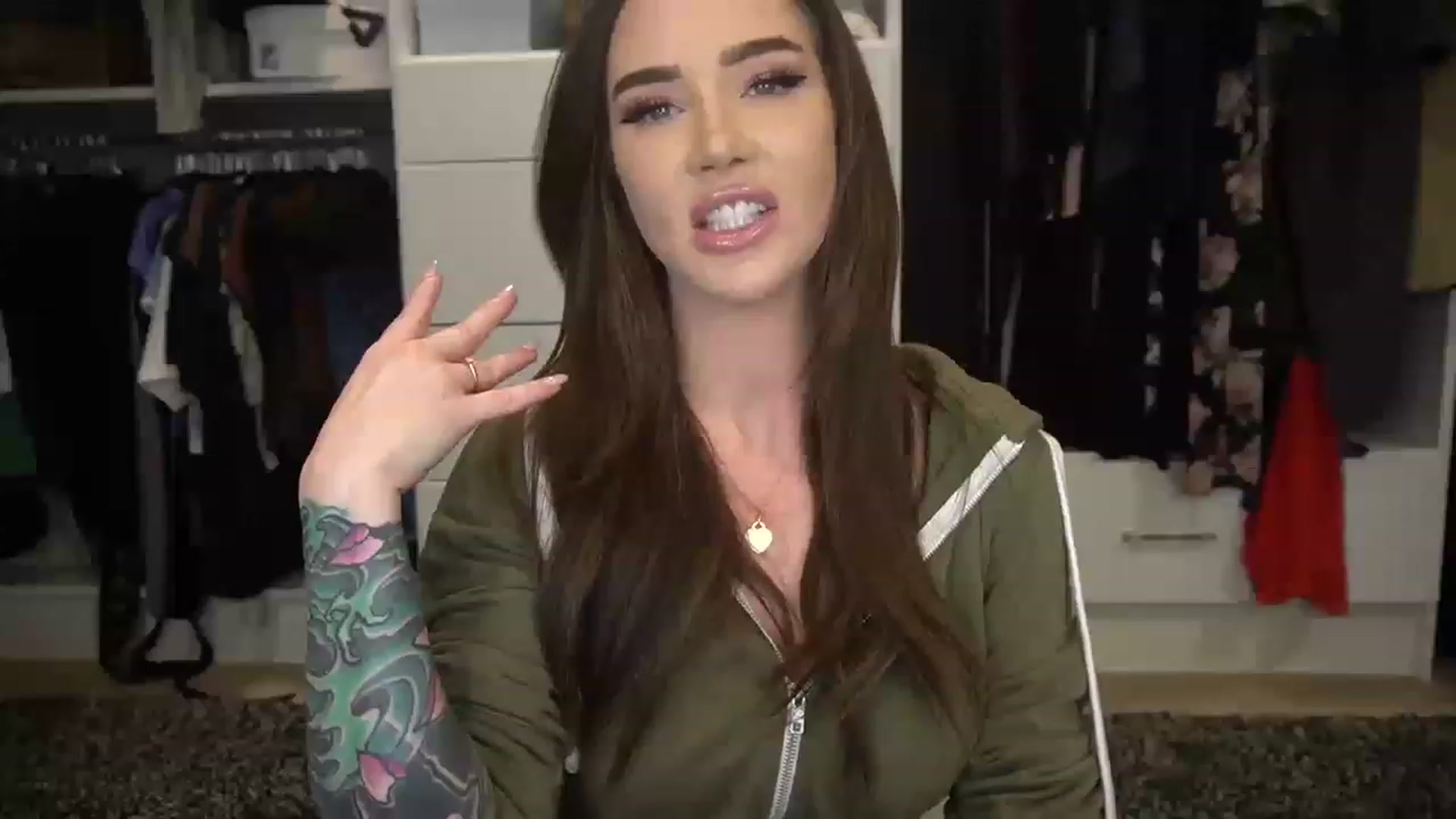 Gallery image thumbnail from VapePapi's myfreecams stream on, 01/31/2023, 22:57 image 20 of 20