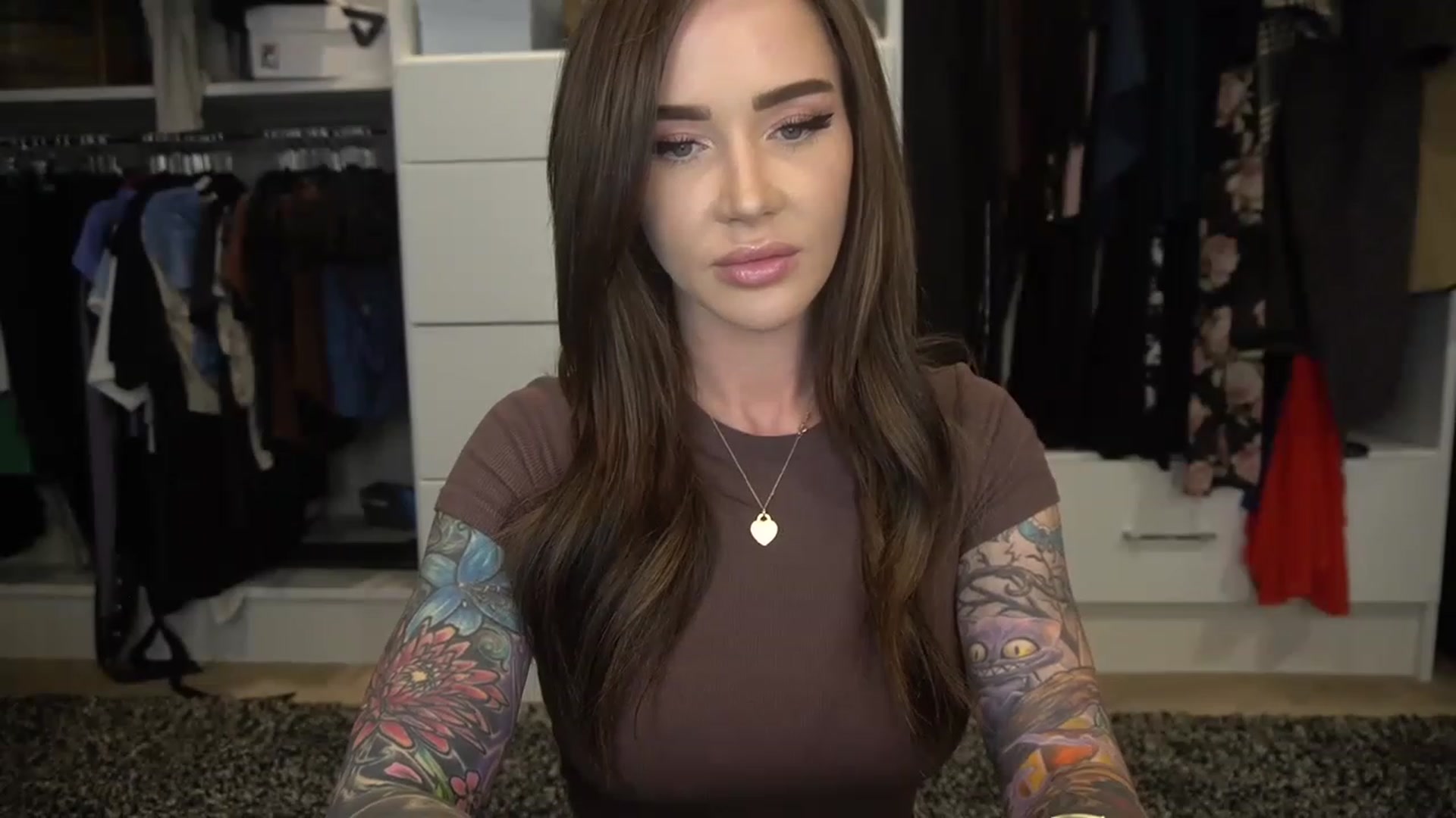 Gallery image thumbnail from VapePapi's myfreecams stream on, 02/01/2023, 23:34 image 14 of 20