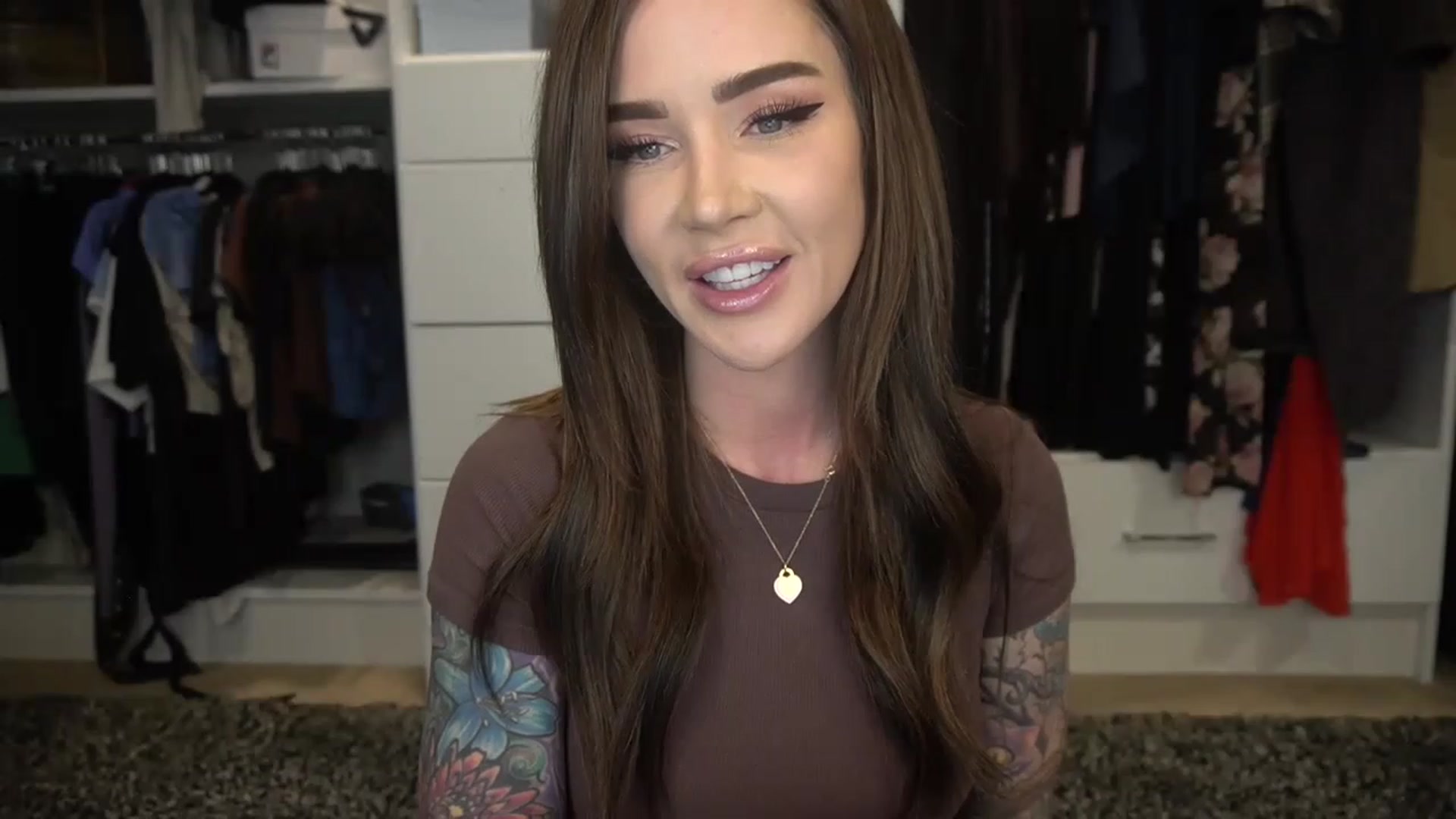Gallery image thumbnail from VapePapi's myfreecams stream on, 02/01/2023, 23:34 image 11 of 20