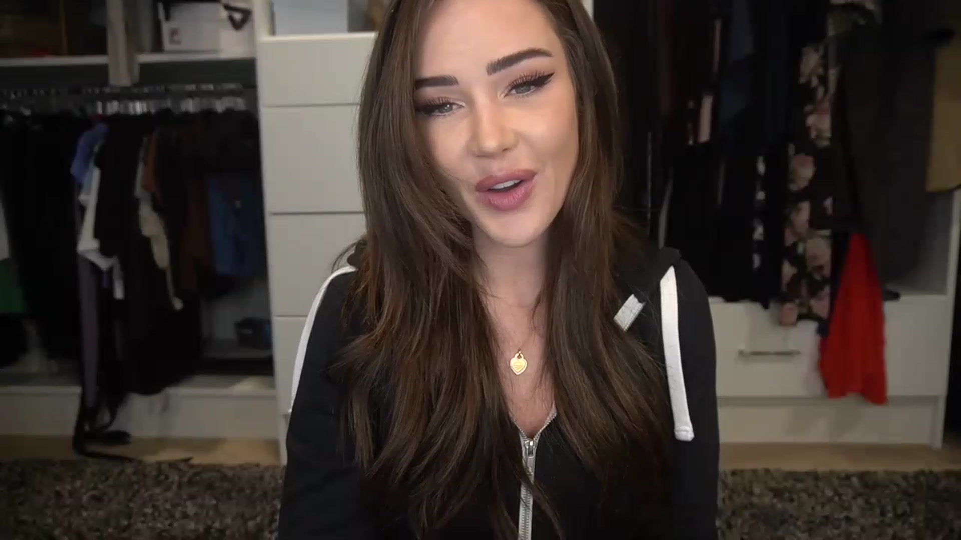 Gallery image thumbnail from VapePapi's myfreecams stream on, 02/05/2023, 20:48 image 4 of 20