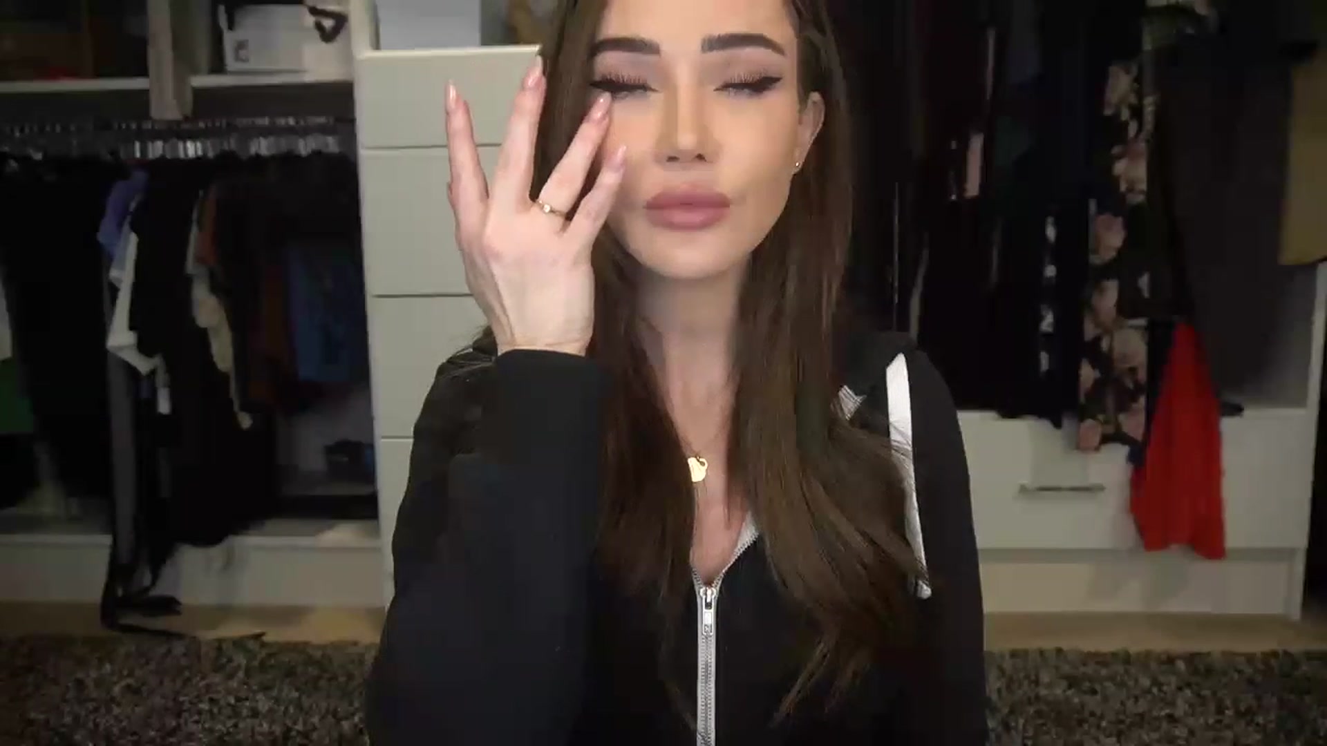 Gallery image thumbnail from VapePapi's myfreecams stream on, 02/05/2023, 20:48 image 17 of 20