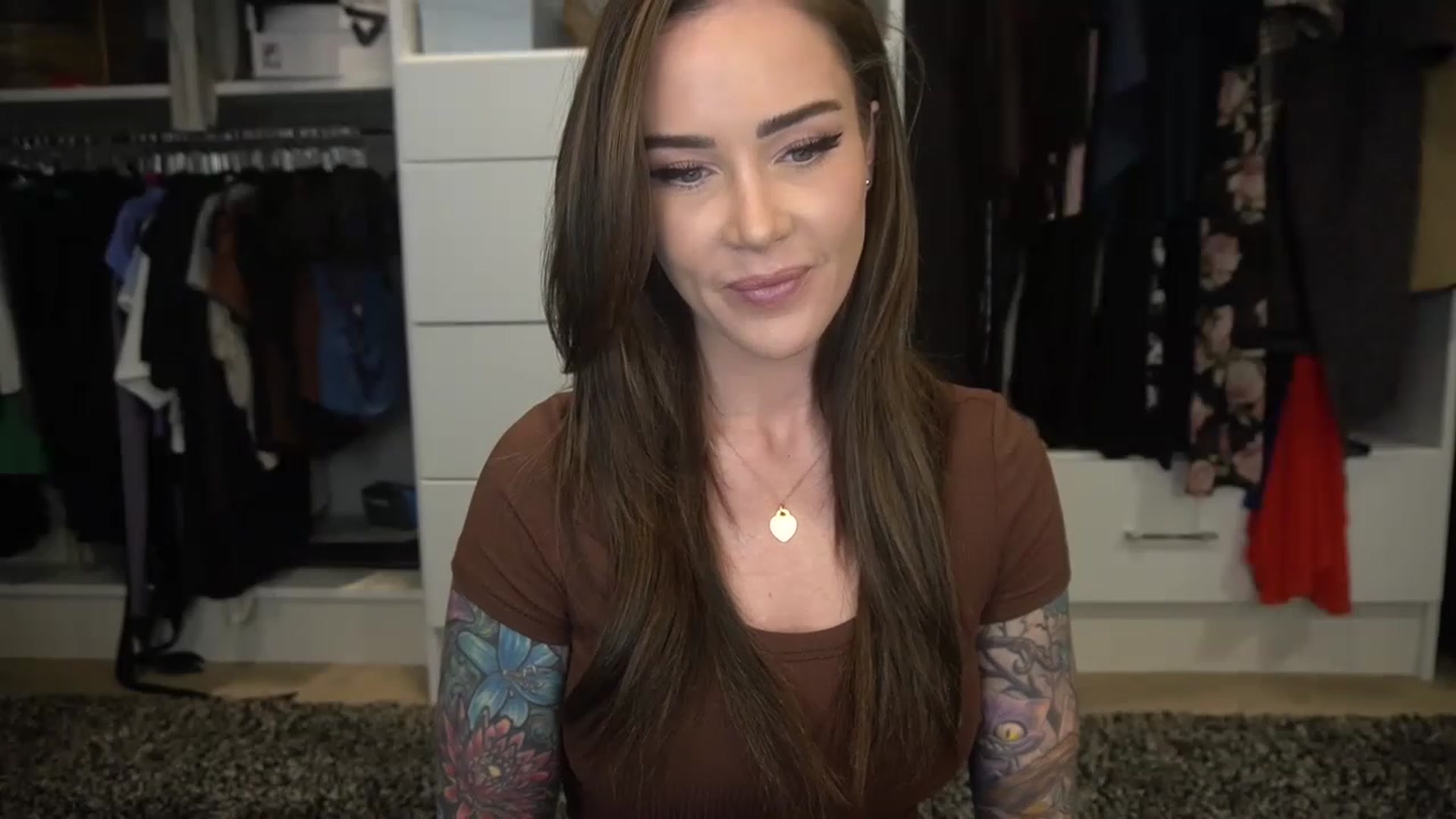 Gallery image thumbnail from VapePapi's myfreecams stream on, 02/07/2023, 23:33 image 8 of 20
