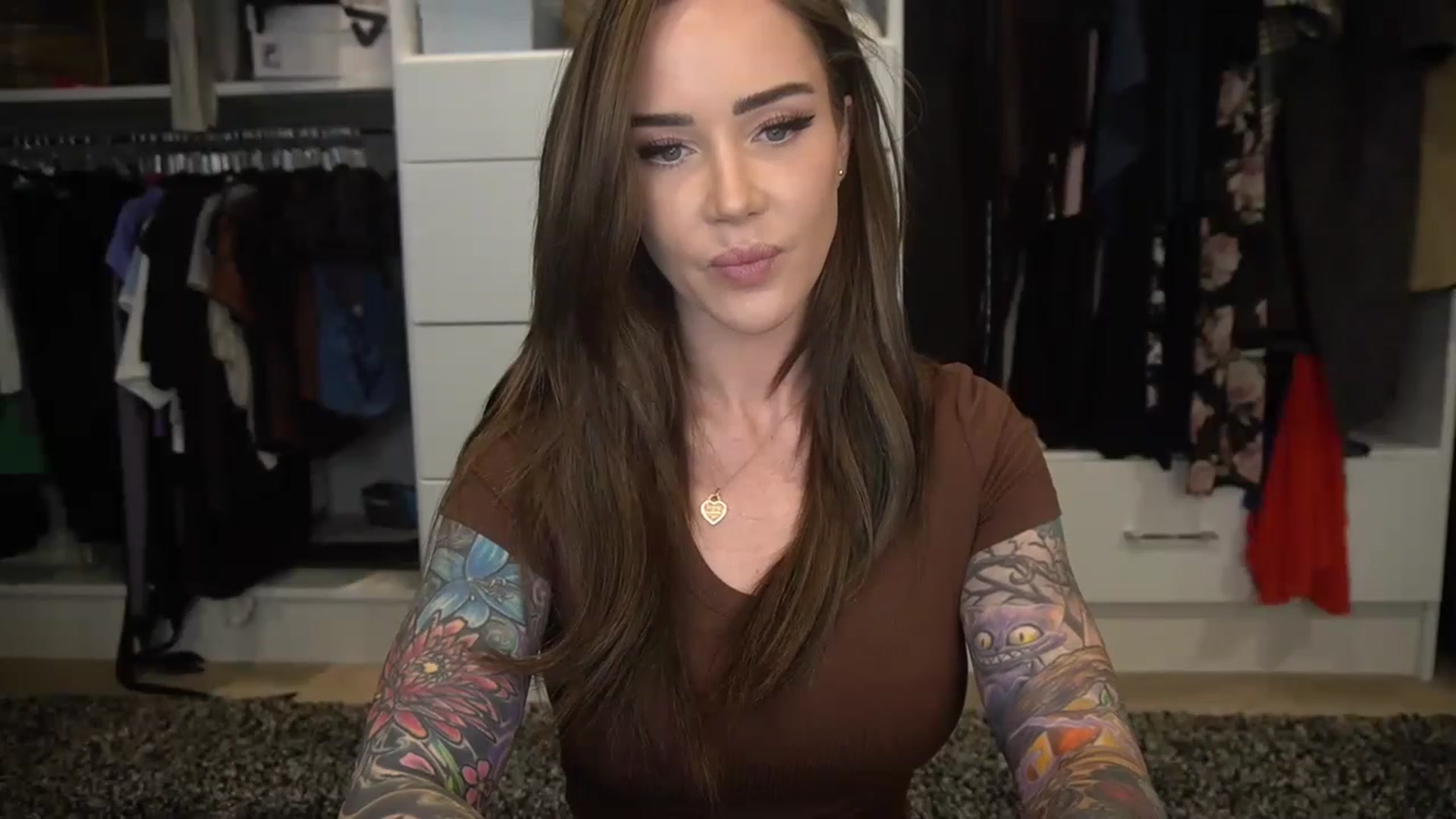 Gallery image thumbnail from VapePapi's myfreecams stream on, 02/07/2023, 23:33 image 10 of 20