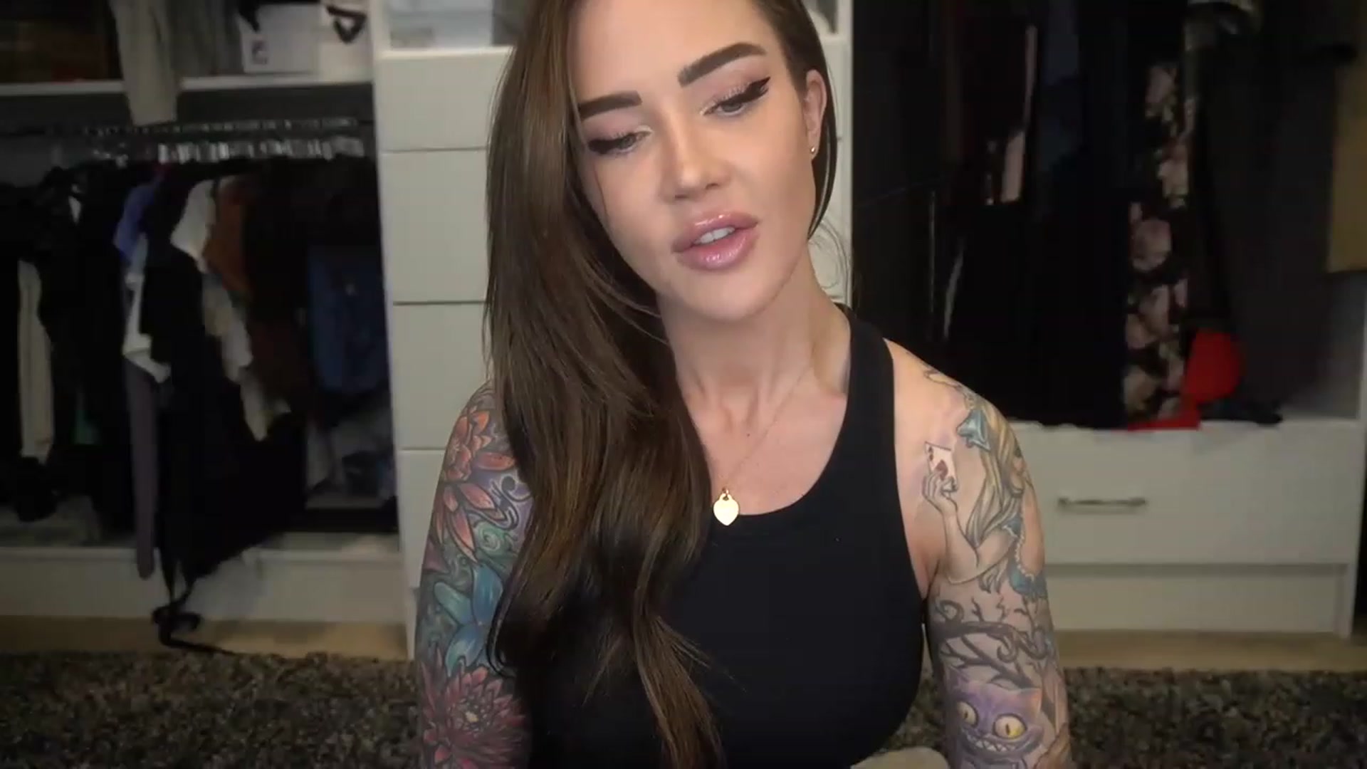 Gallery image thumbnail from VapePapi's myfreecams stream on, 02/14/2023, 23:29 image 3 of 20