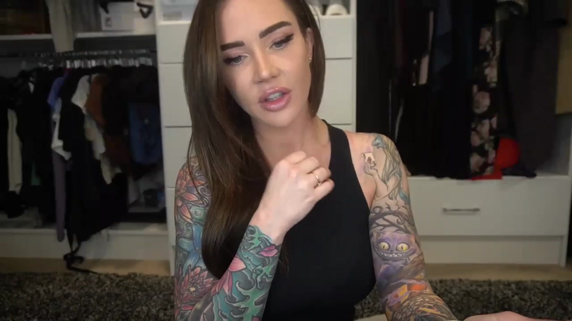 Gallery image thumbnail from VapePapi's myfreecams stream on, 02/14/2023, 23:29 image 12 of 20