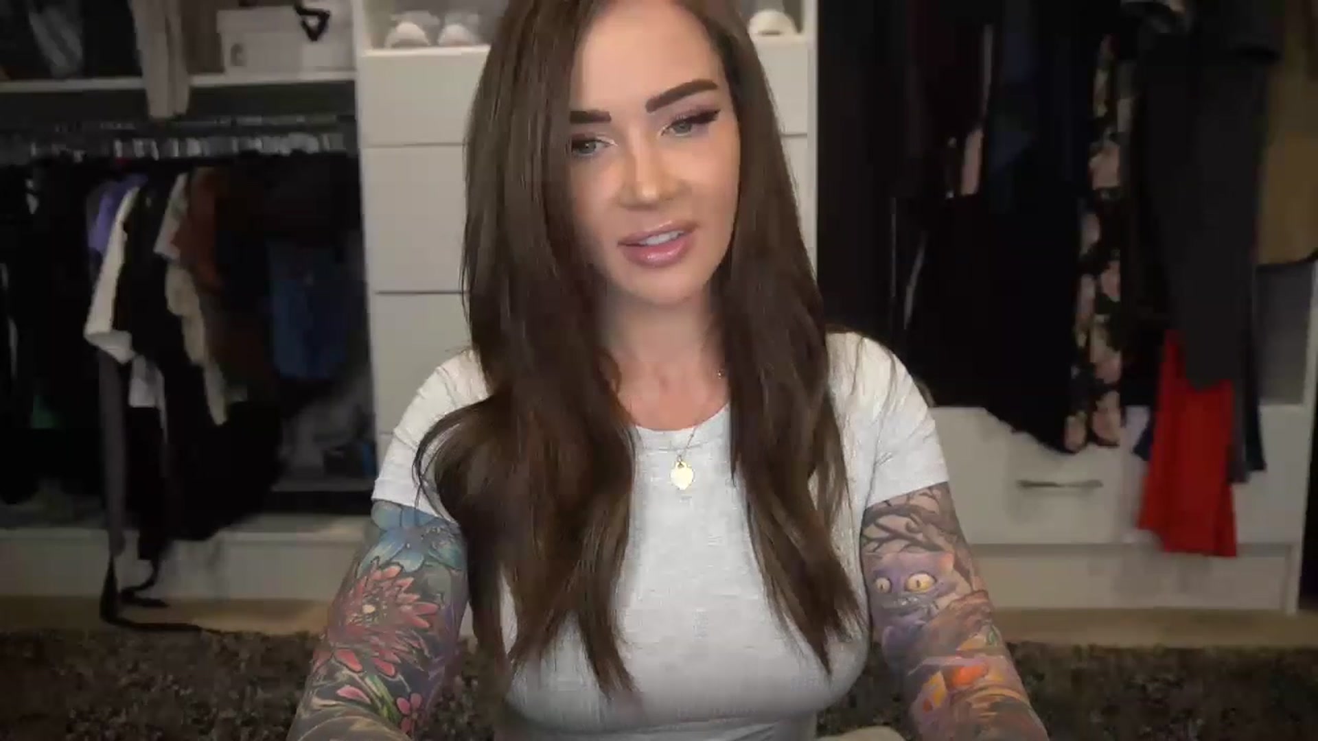 Gallery image thumbnail from VapePapi's myfreecams stream on, 02/15/2023, 23:30 image 16 of 20