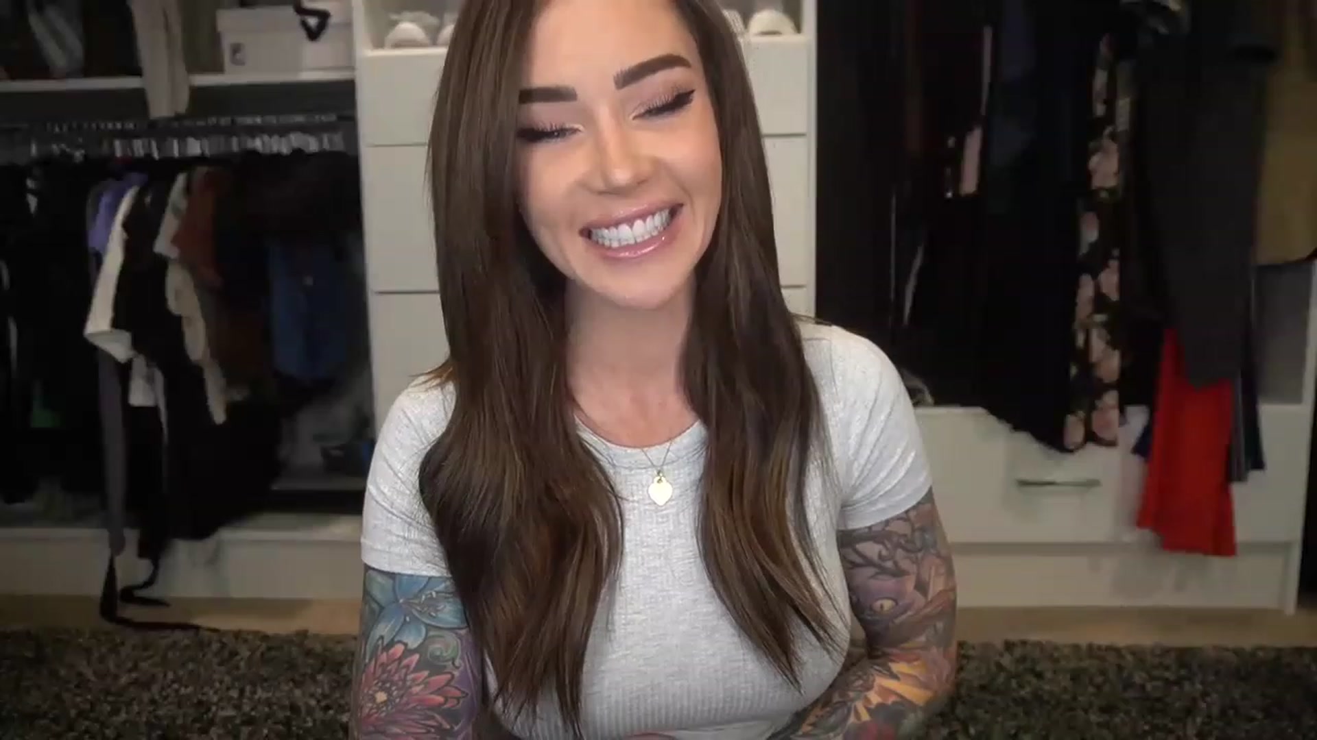 Gallery image thumbnail from VapePapi's myfreecams stream on, 02/15/2023, 23:30 image 5 of 20