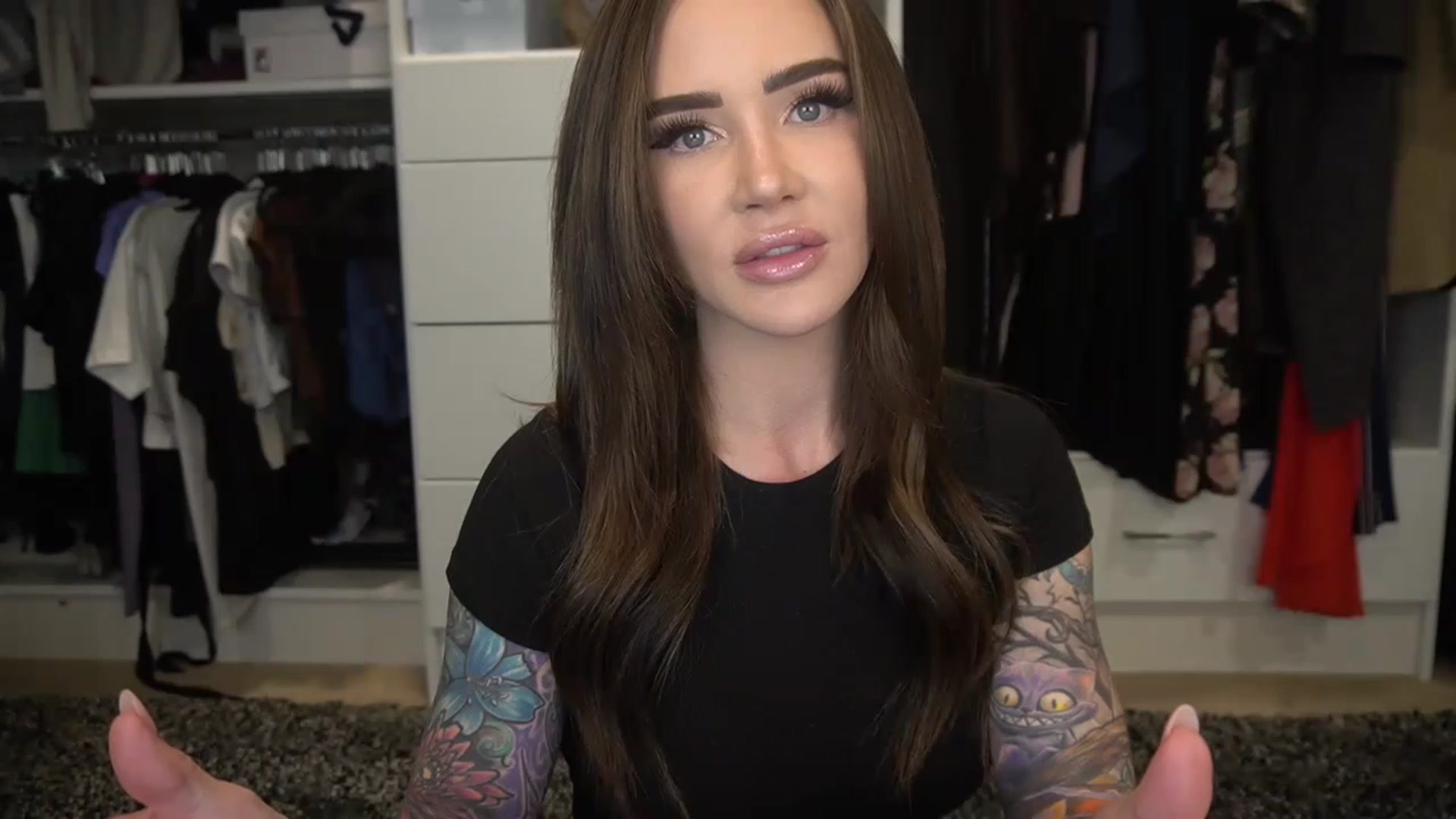 Gallery image thumbnail from VapePapi's myfreecams stream on, 02/17/2023, 23:31 image 7 of 20