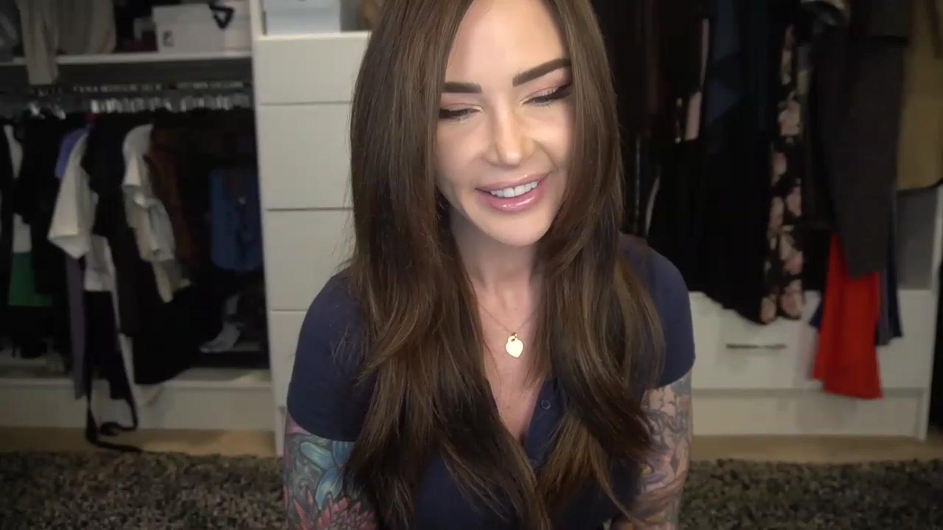 Gallery image thumbnail from VapePapi's myfreecams stream on, 02/19/2023, 21:03 image 8 of 20