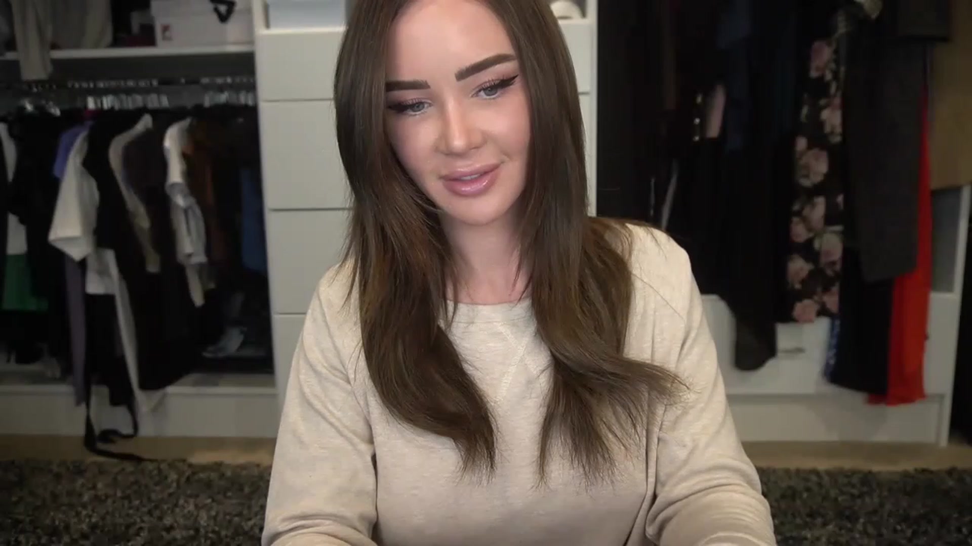 Gallery image thumbnail from VapePapi's myfreecams stream on, 02/23/2023, 23:27 image 10 of 20